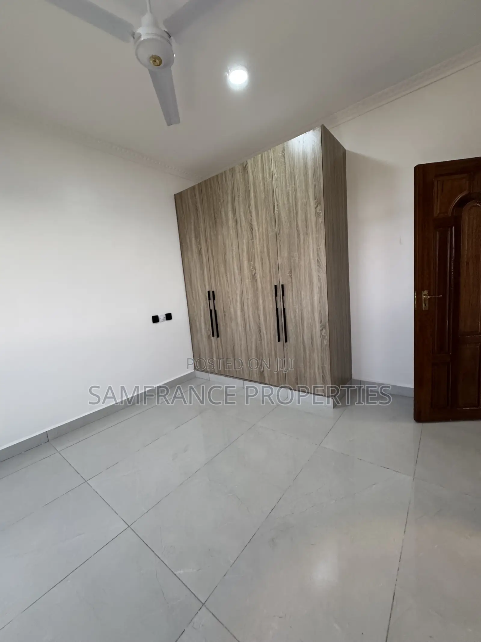 3bdrm Apartment in Refium, Nyali Mkomani for sale