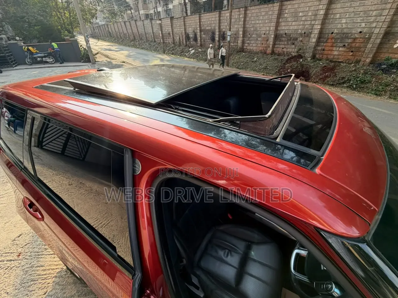Land Rover Discovery Sport 2015 Red