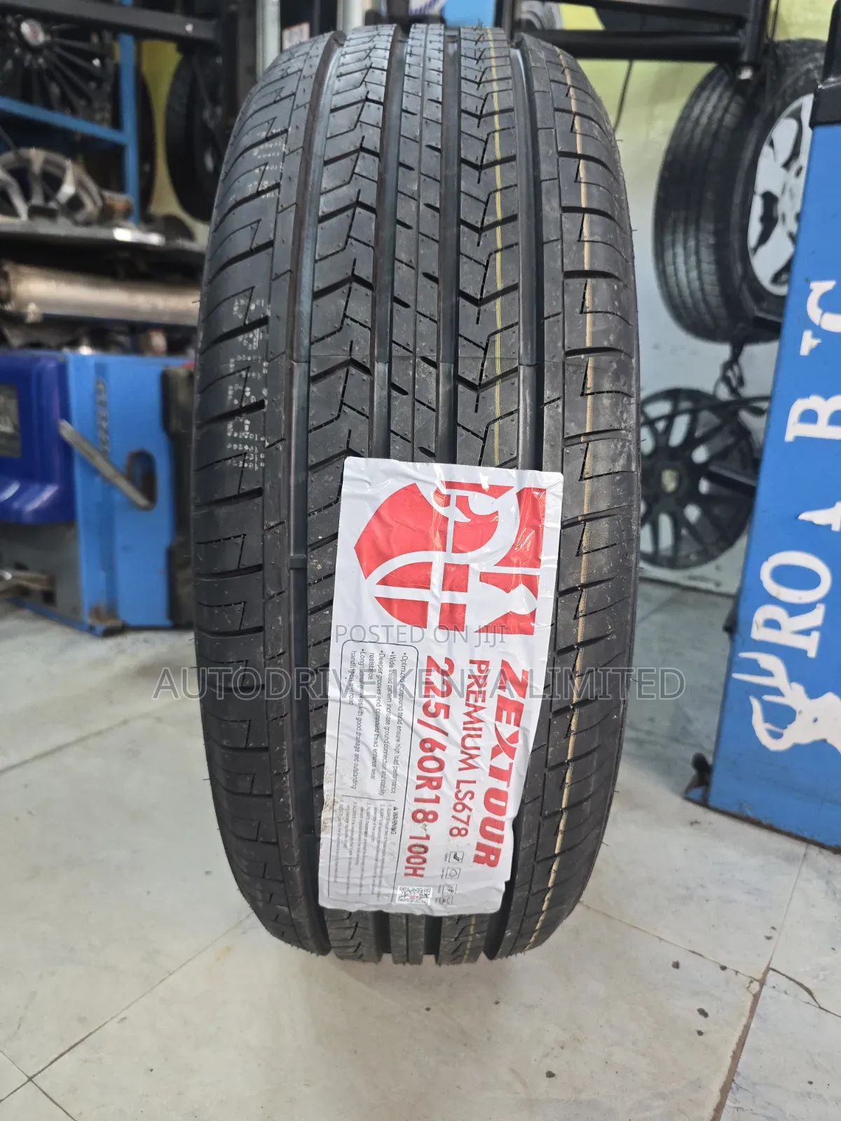 225/60r18 Zextour Premium Tire