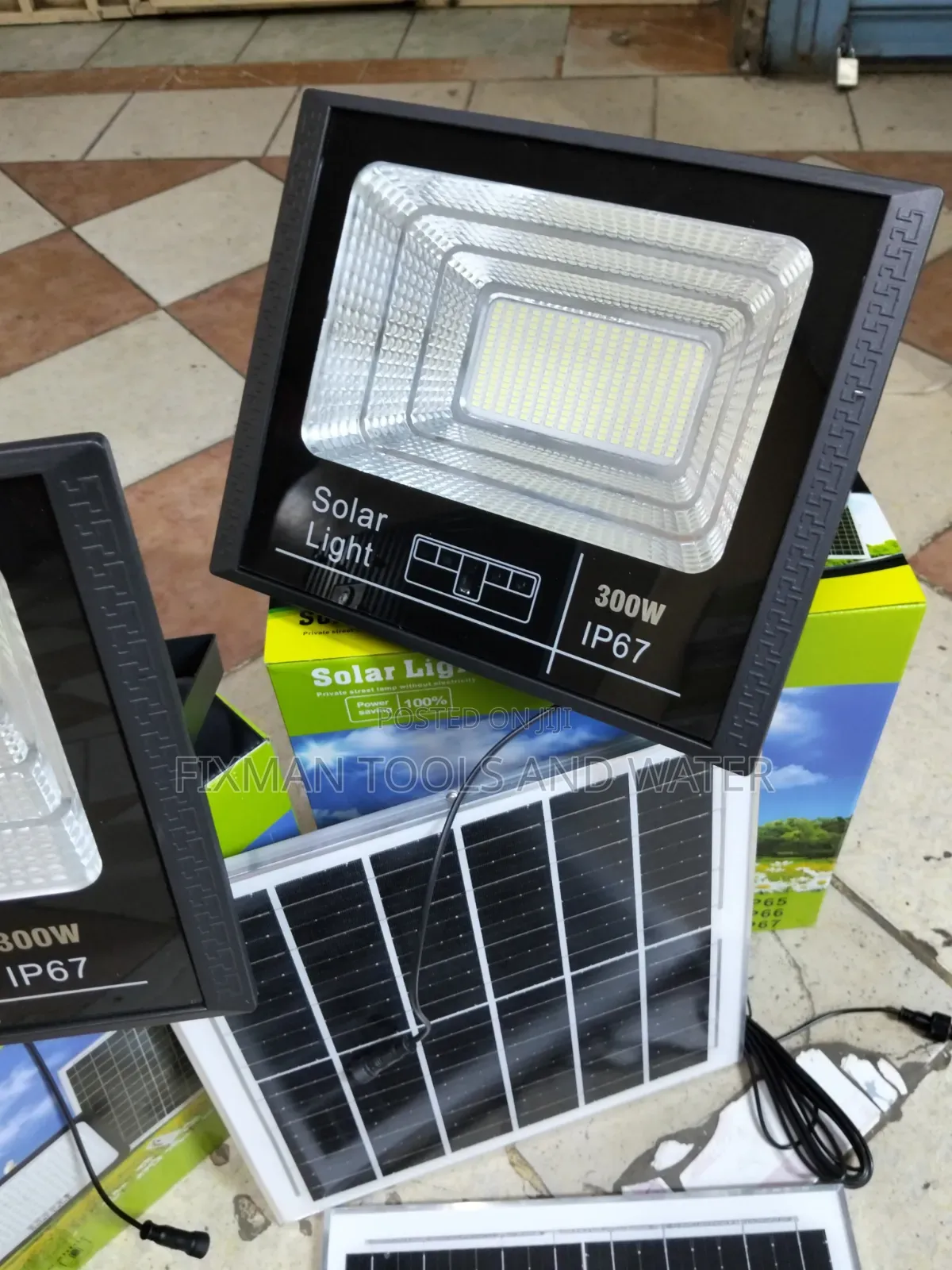Big Span Brazilian Solar Flood Light 300 Watts 16 HRS Brightest