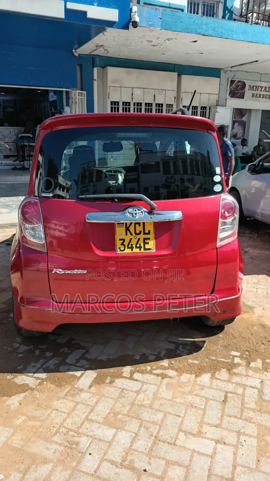 Toyota Ractis 2012 Red