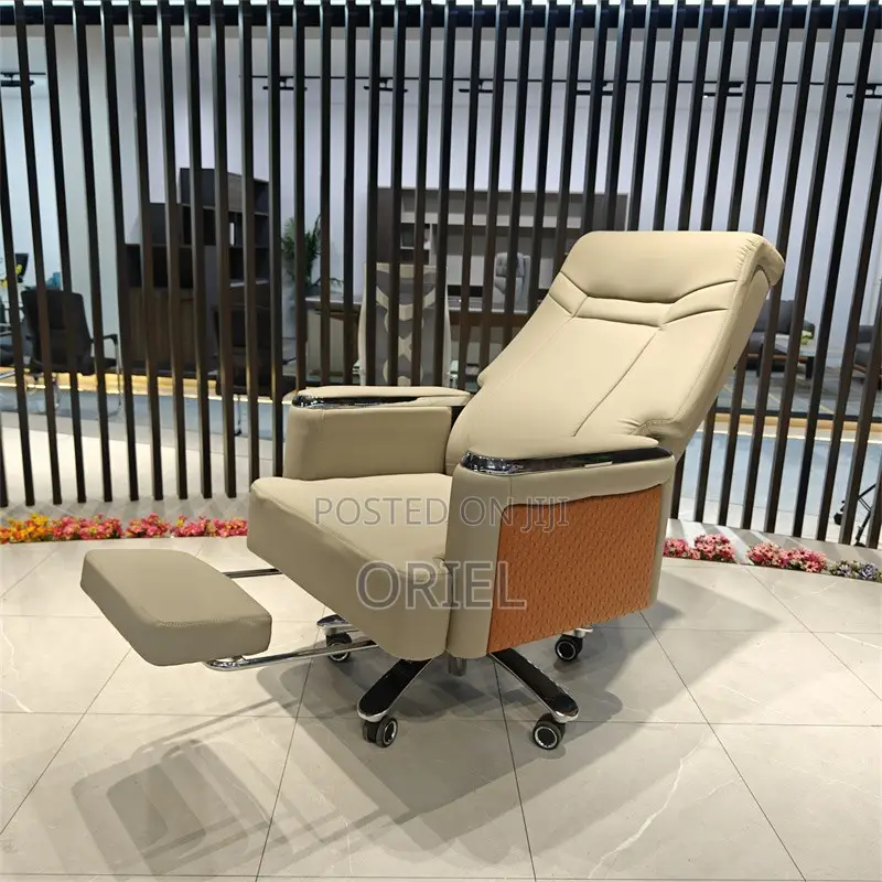 Office Chair : Executive Upholstered Ergonomic Office Chair