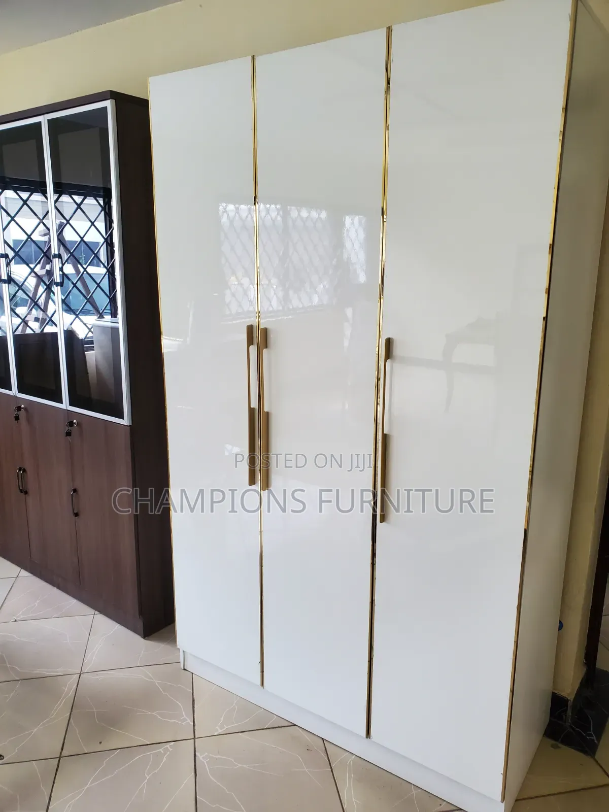 White Elegant Wardrobe