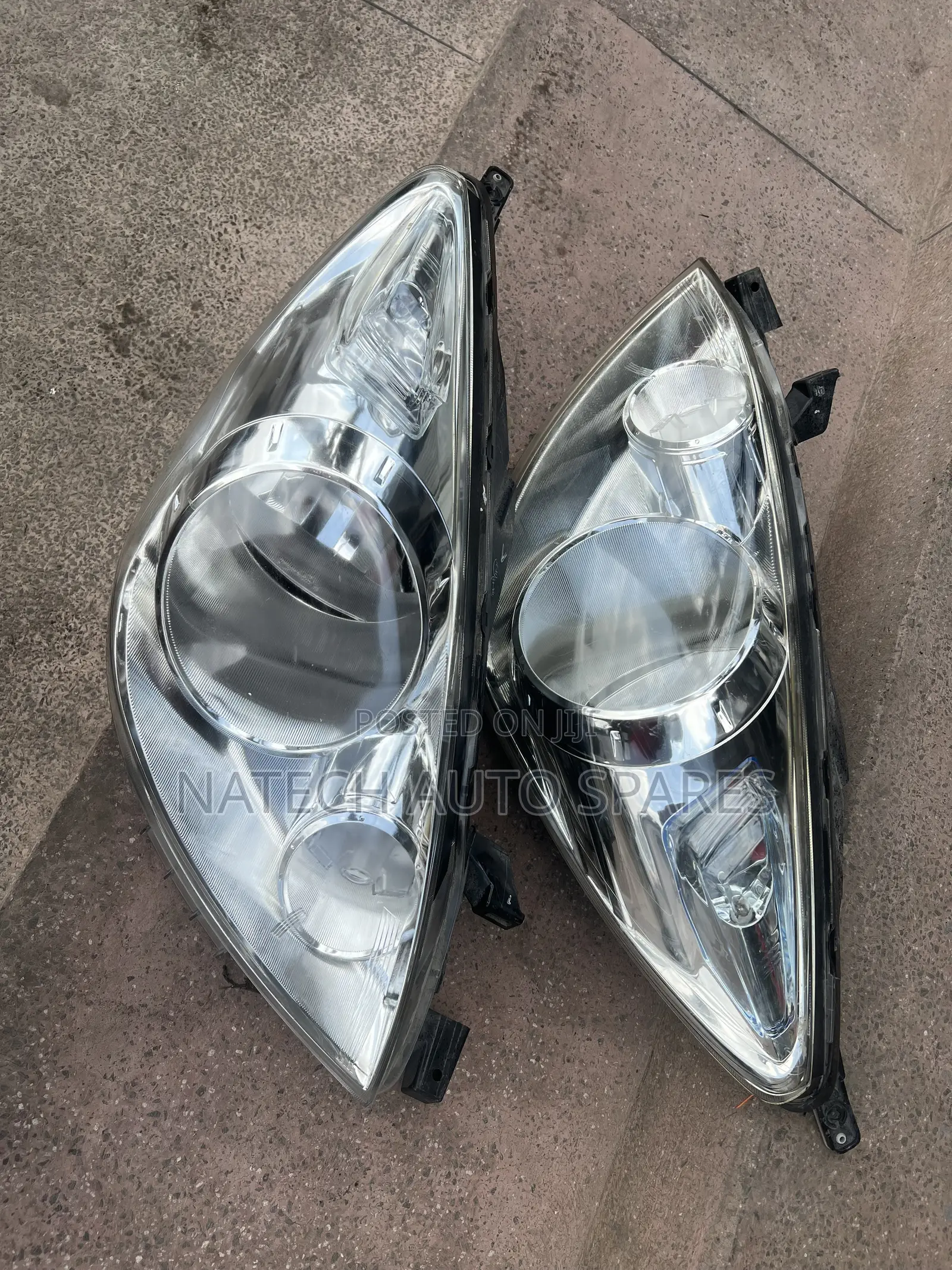 Nissan Note Headlight (2005-2007)