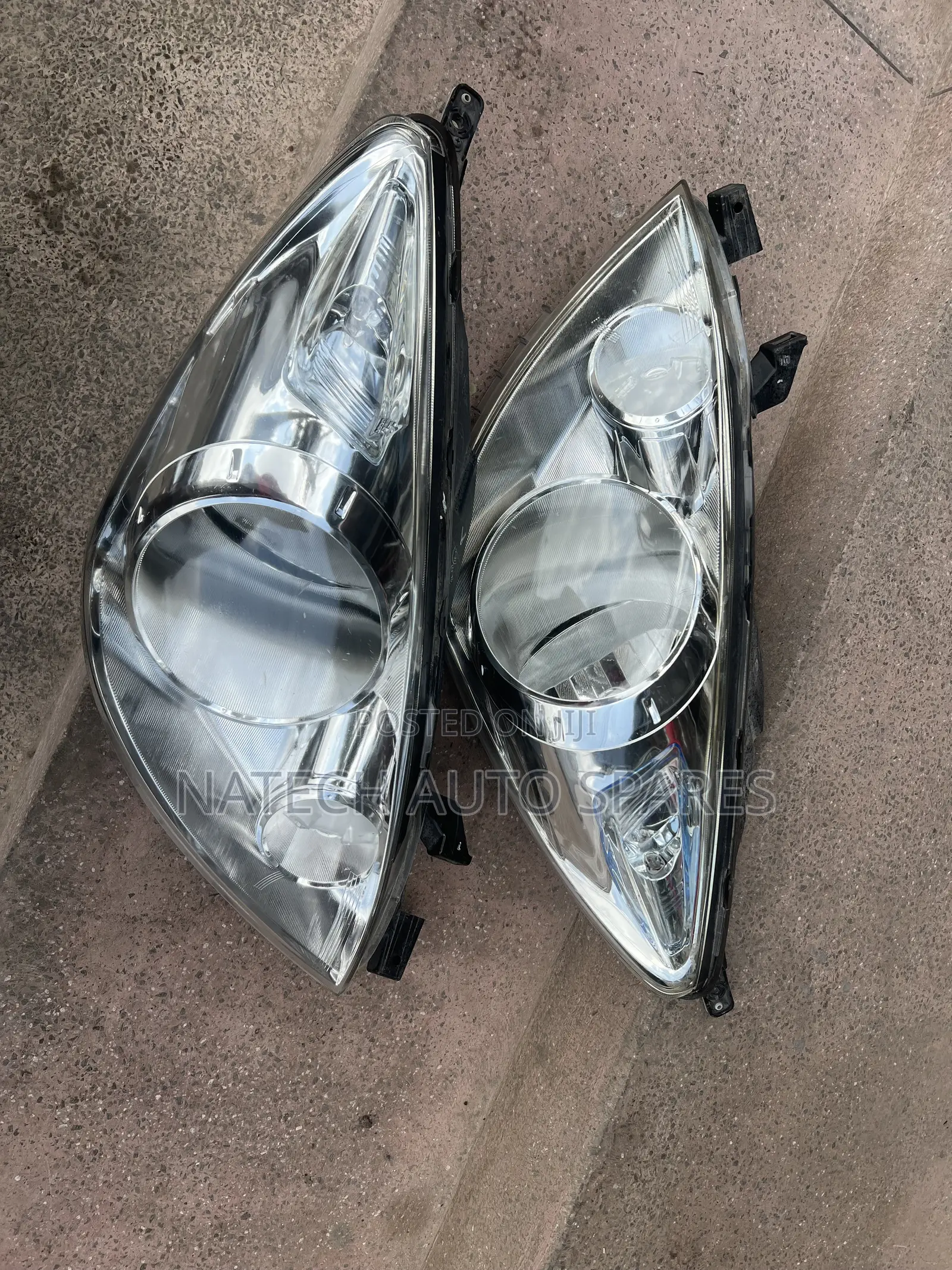 Nissan Note Headlight (2005-2007)