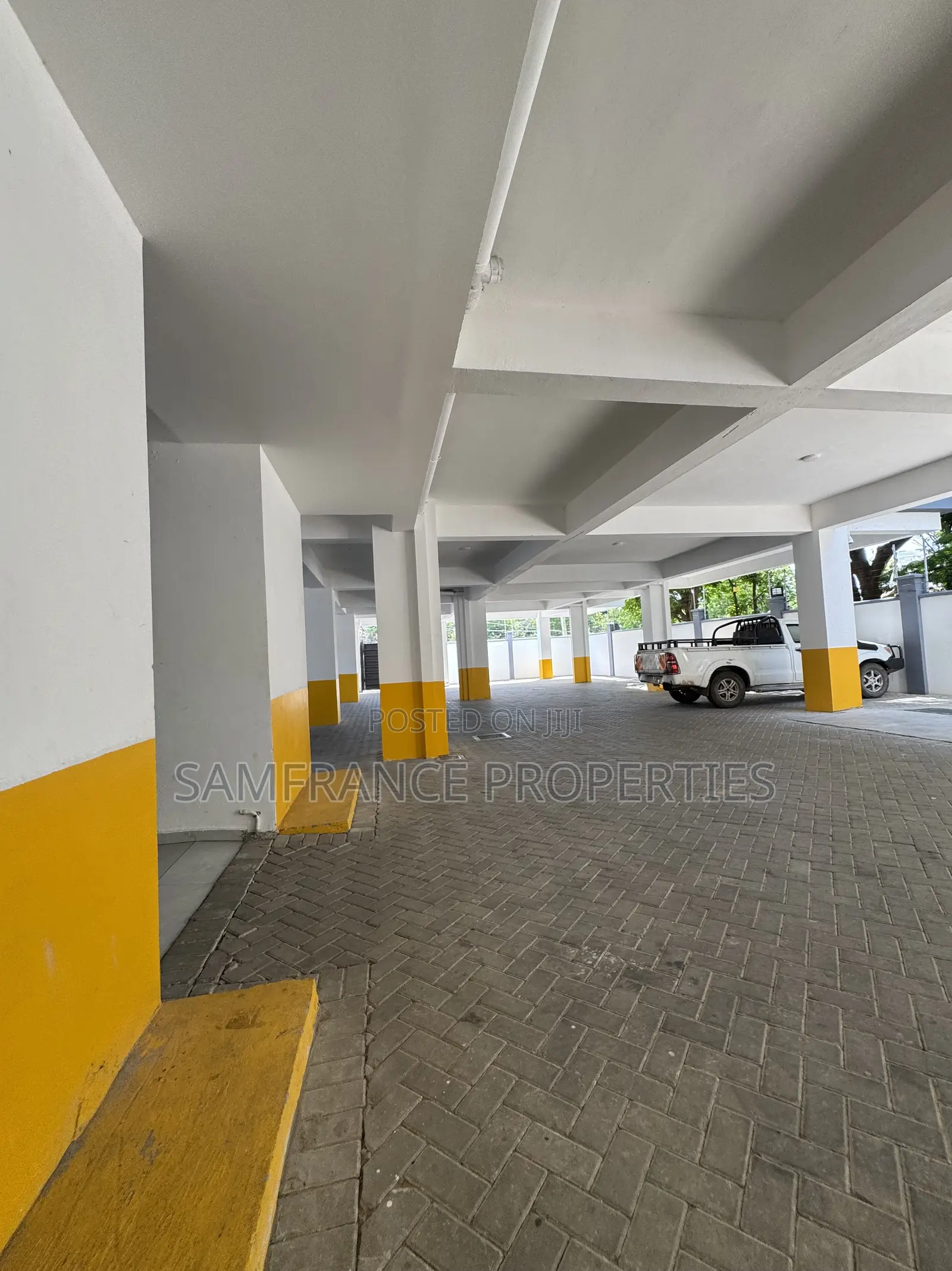 1bdrm Apartment in Citymall, Nyali for sale