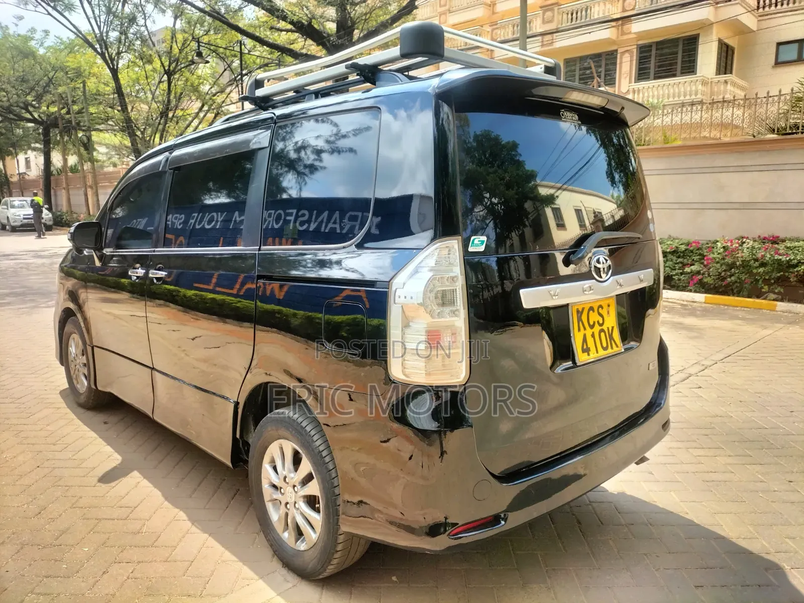 Toyota Voxy 2011 Black