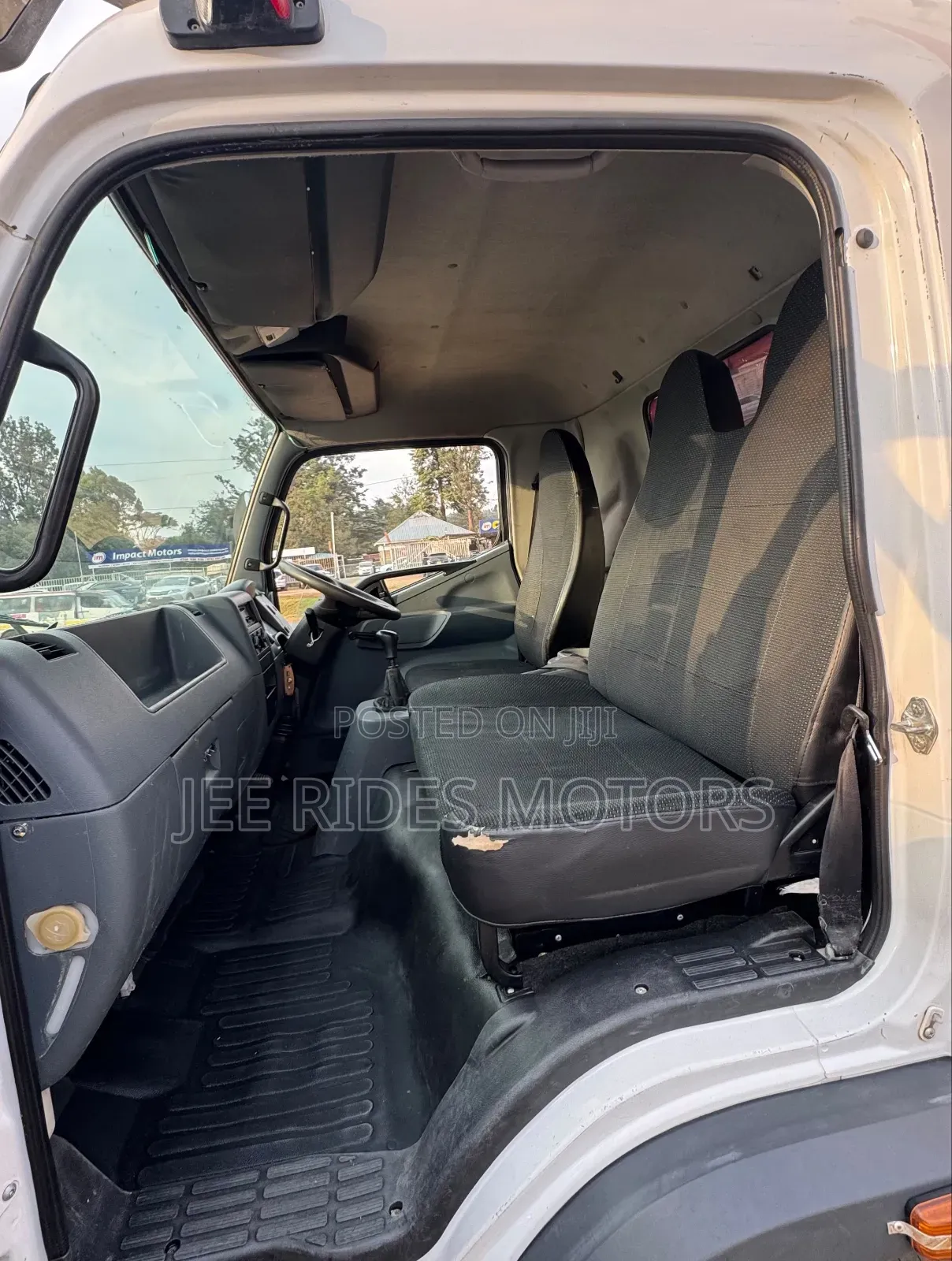 Mitsubishi Fuso F1 Year 2021