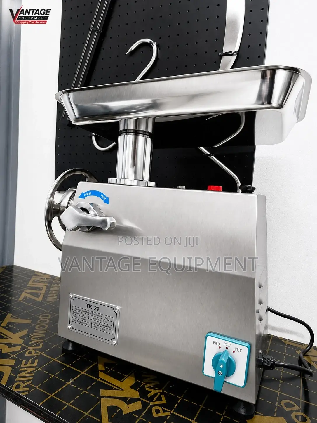 TK22-Heavy Duty Stainless Meat Mincer With Reverse/Forward Gear