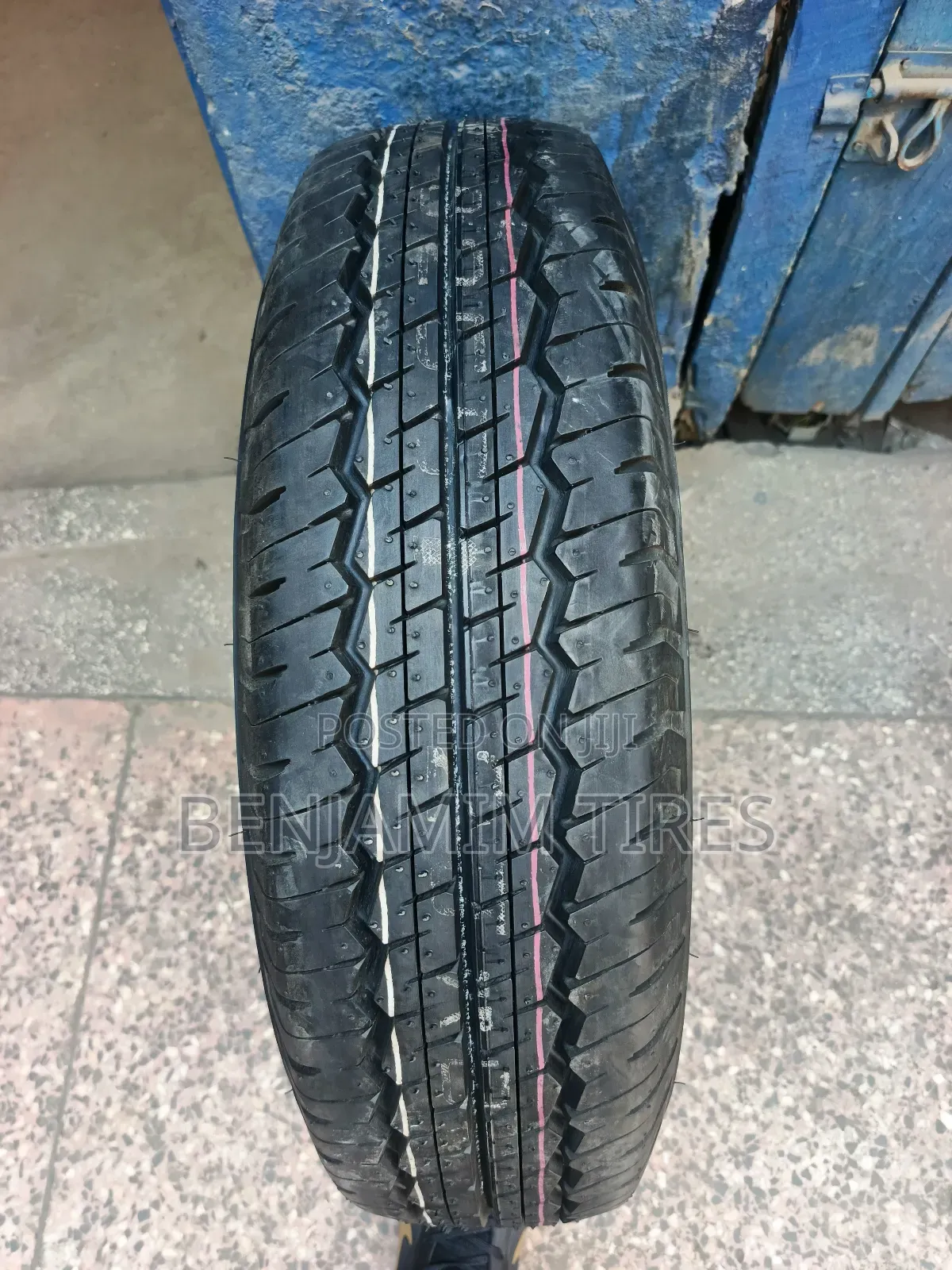 Dunlop Tires Sizes 185/80r14 Made in JAPAN.