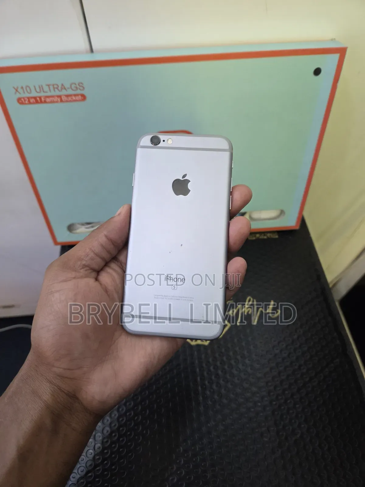 Apple iPhone 6s 32 GB Silver