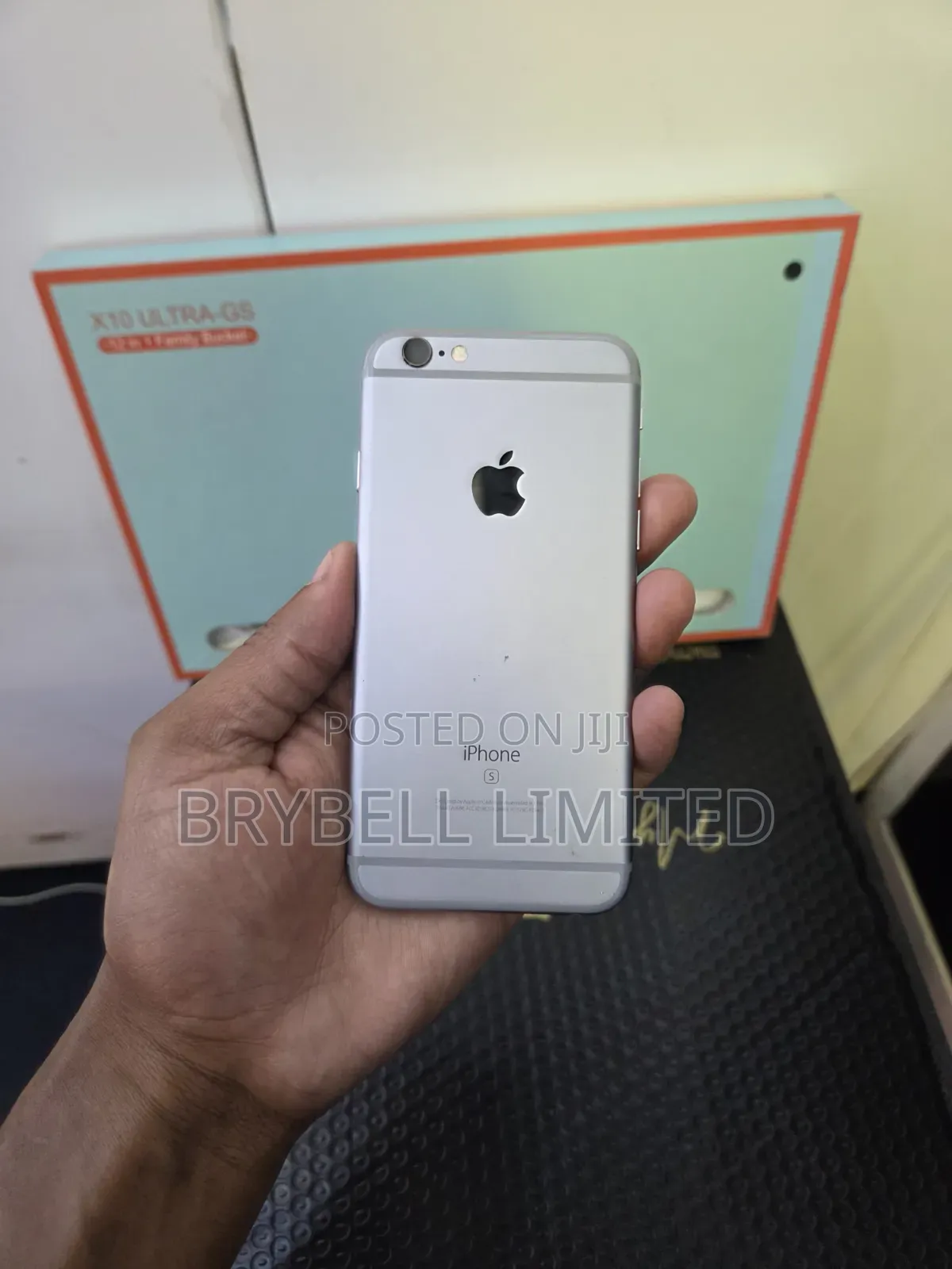 Apple iPhone 6s 32 GB Silver