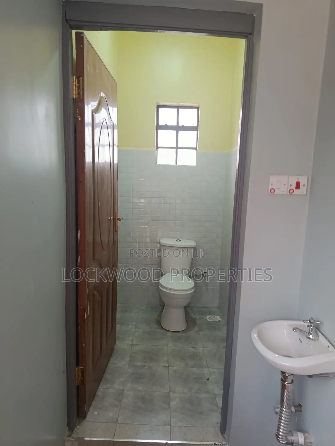 2bdrm Bungalow in Zambezi for rent