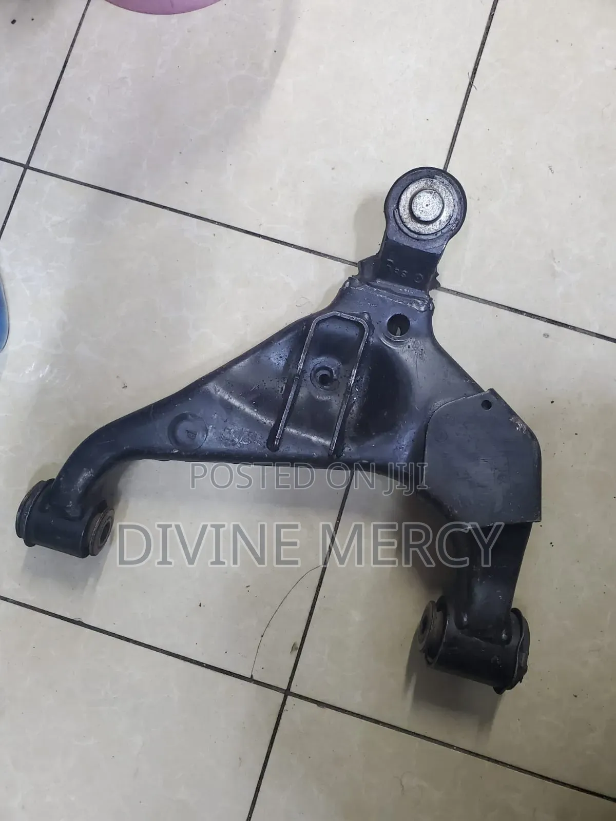 Hilux Revo Lower Arm / Bushes Japan