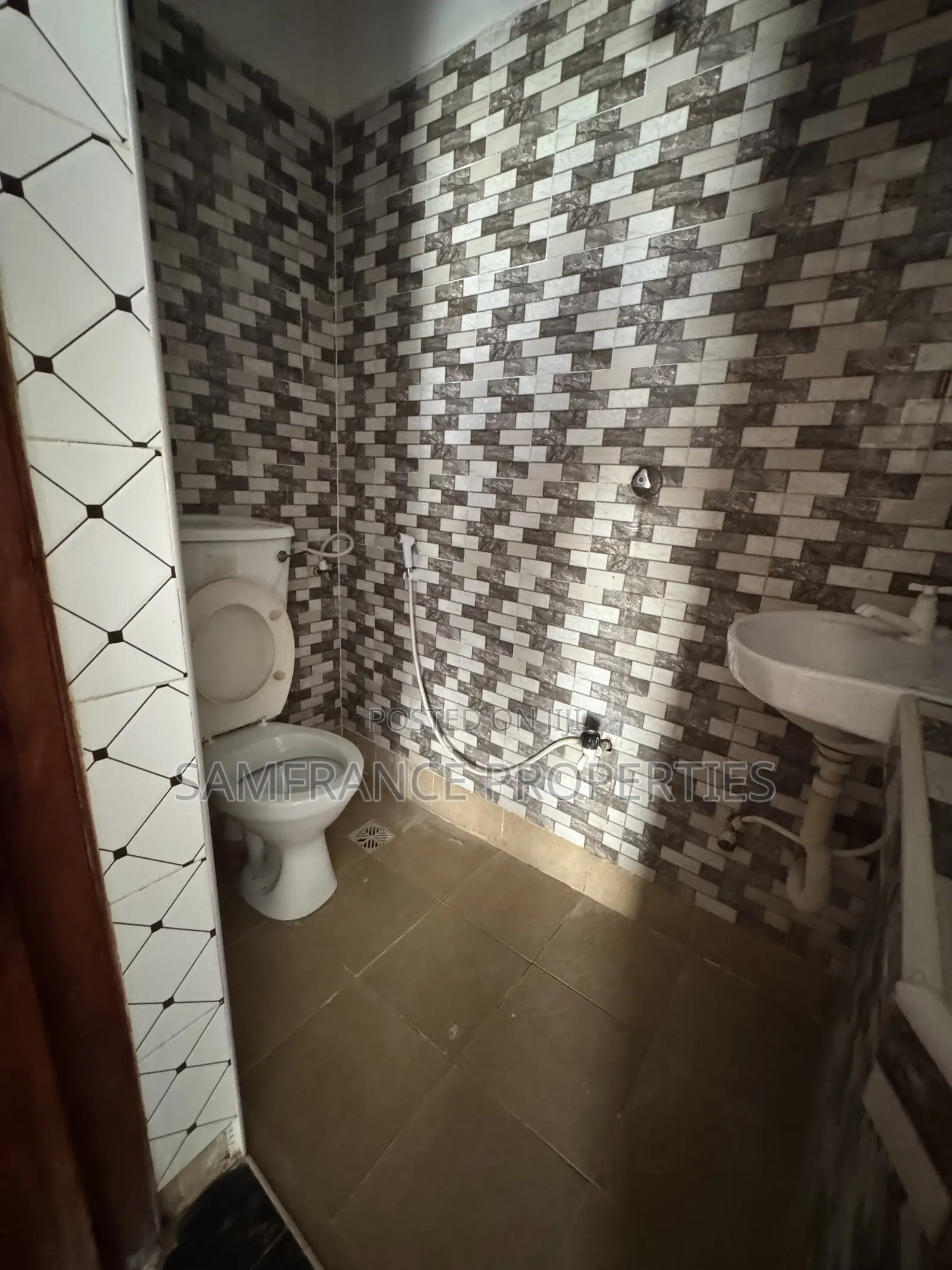 1bdrm Bedsitter in Utange for rent