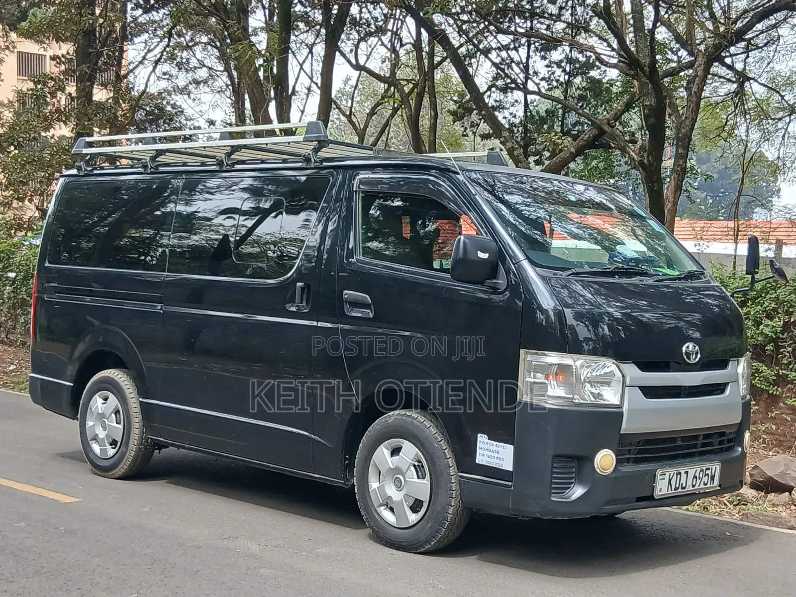 Toyota HiAce 2016 White