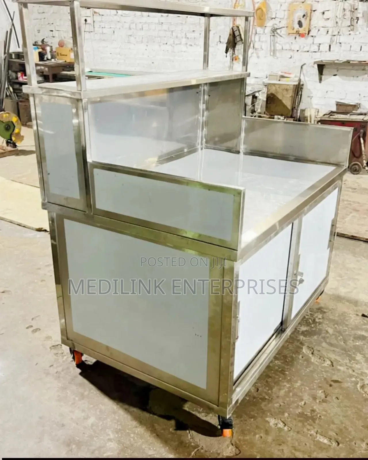 Customized Stainless Steel Stand Alone Service Bay