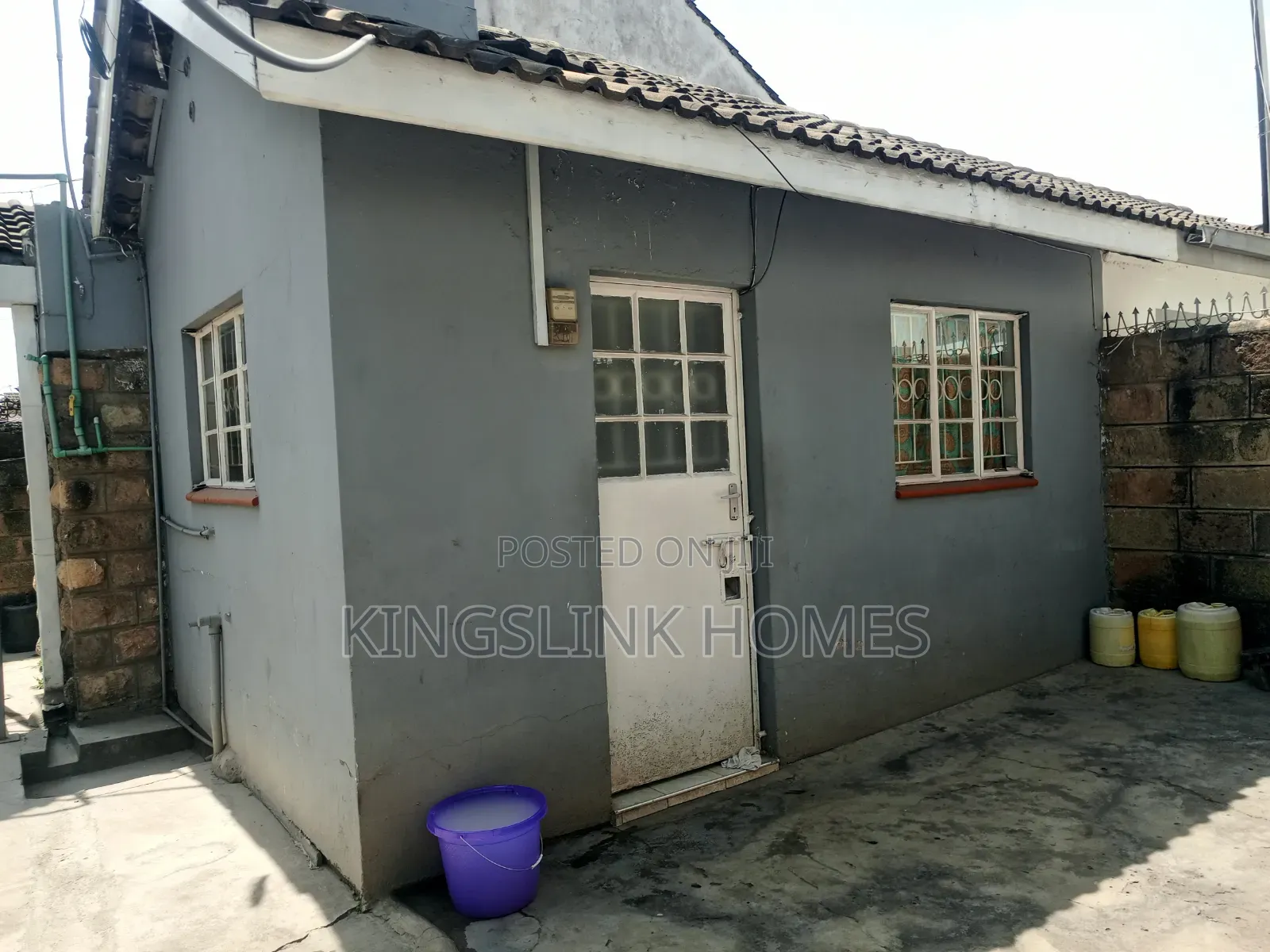 1bdrm Bedsitter in South C for rent