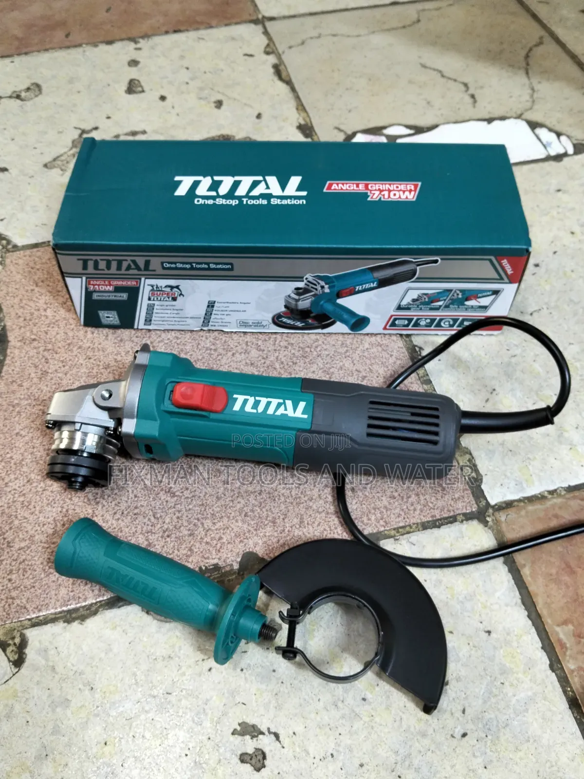 Total Angle Grinder Set 710 Watts With Cutting Disc