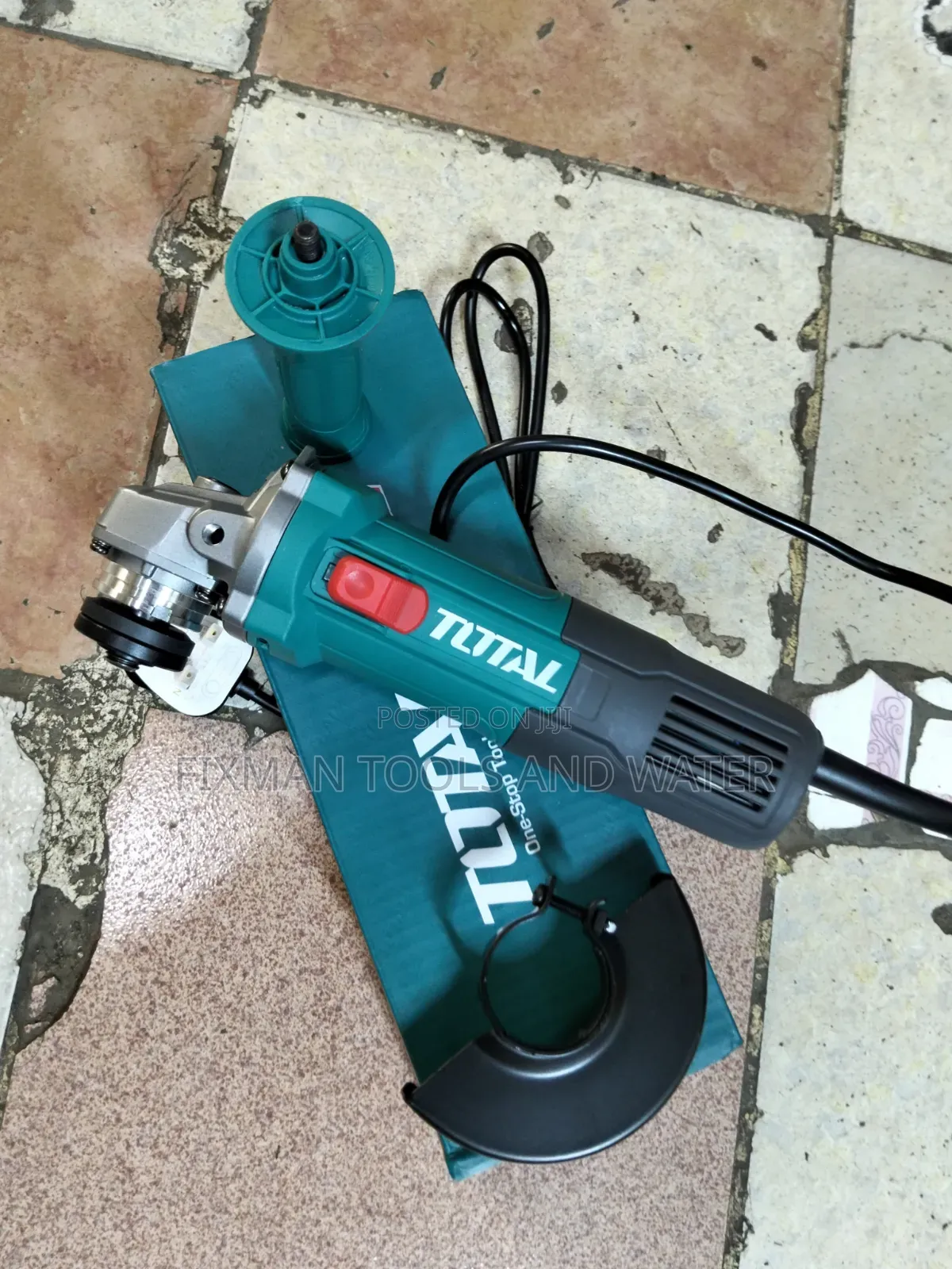 Total Grinder 710 Watts Best for Construction Work With FREE Disc
