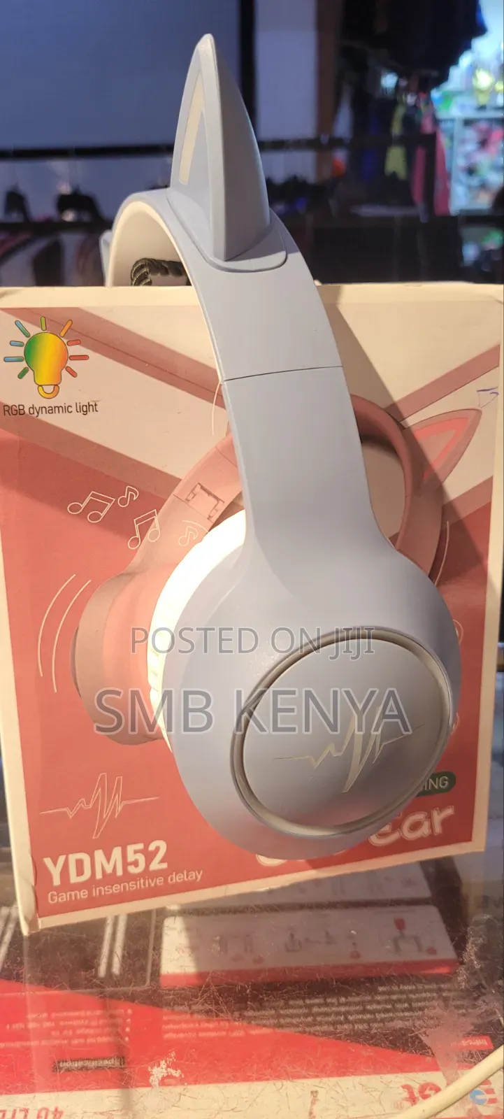 YDM52 RGB Cat Ear Wireless Foldable Bluetooth Headphones
