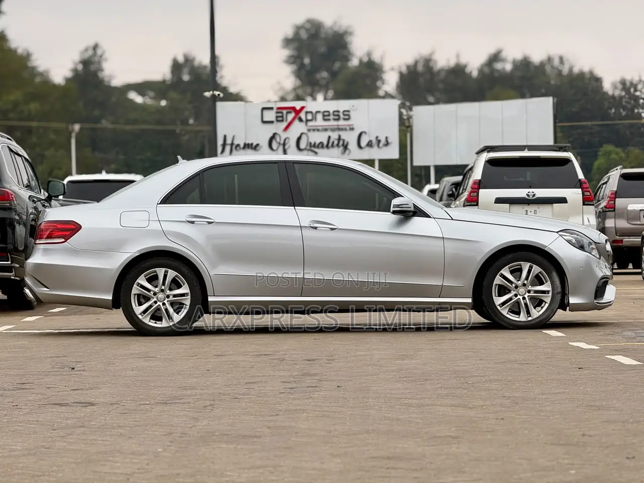 Mercedes-Benz E350 Base 4dr Sedan RWD (3.5L 6cyl 7A) 2010 Silver