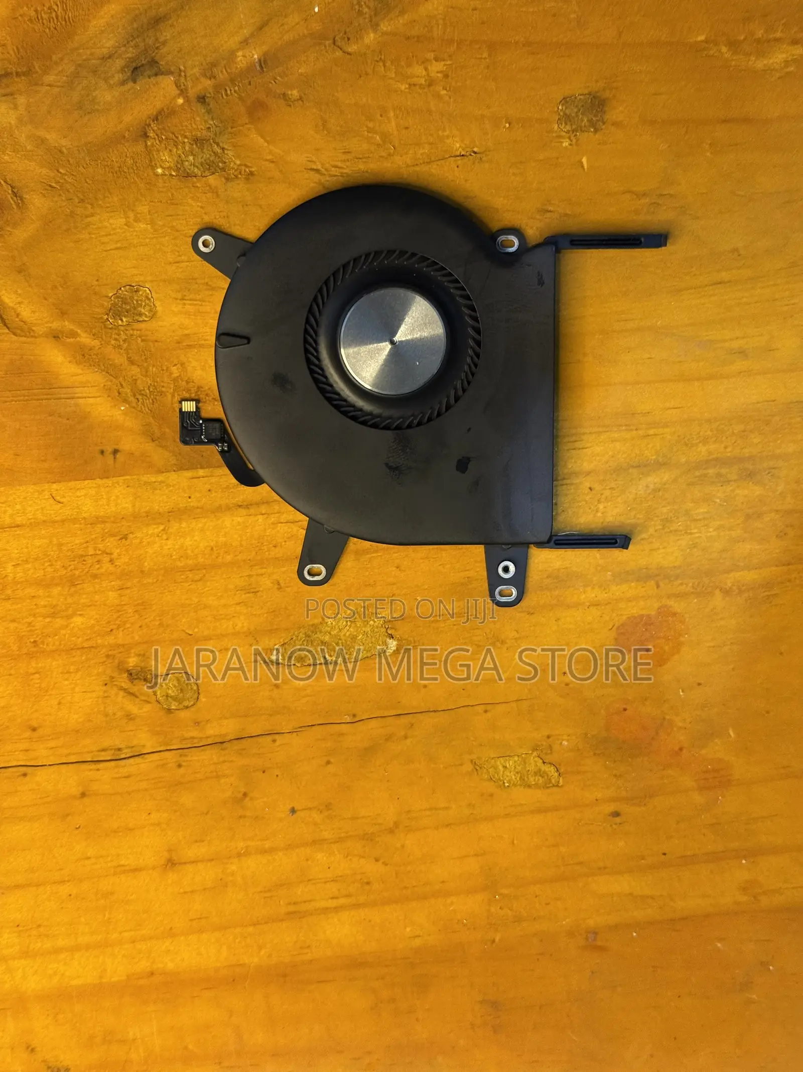 Apple MacBook Pro 13 Model Number A1708 Fan