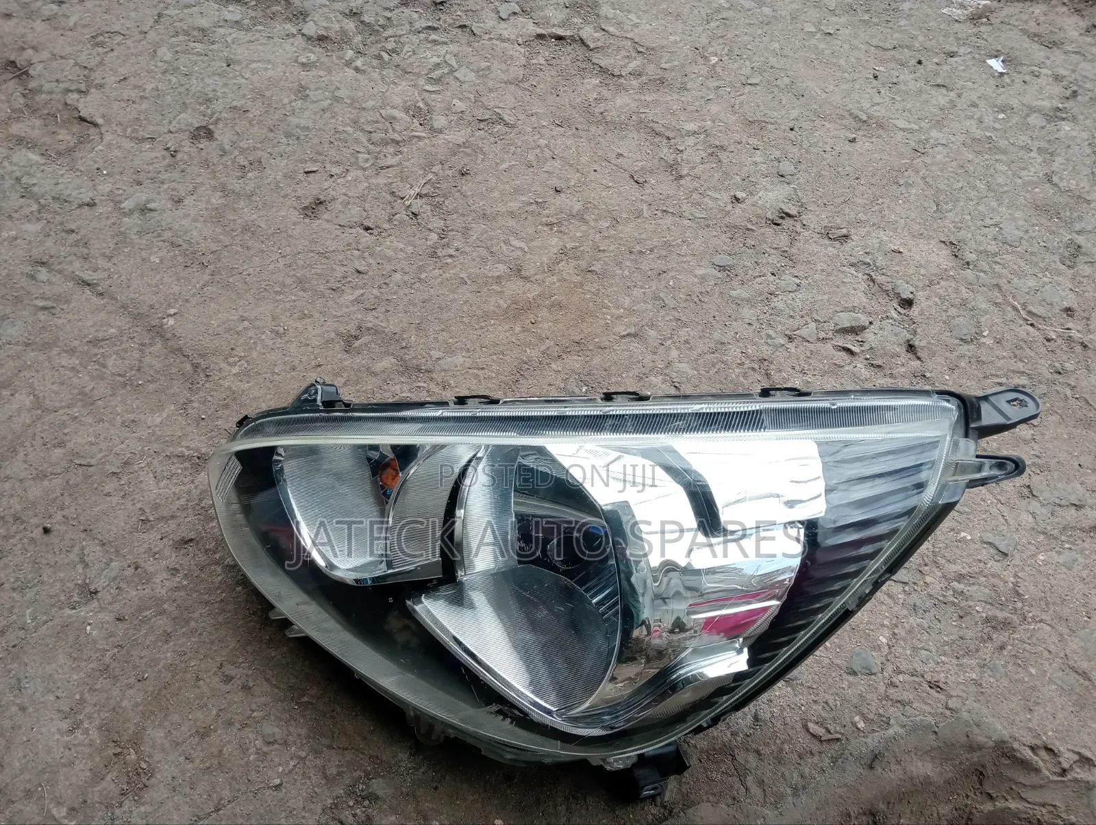 Mitsubishi Mirage Headlight