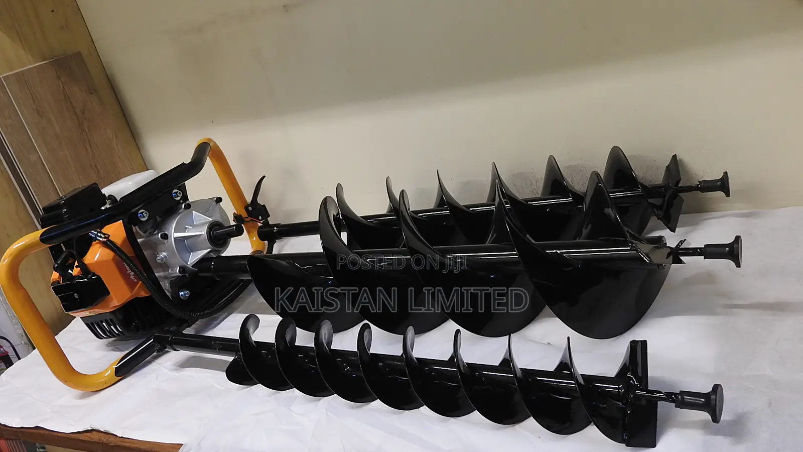 Petrol Powered Earth Auger Machine for Fencing 3 Bits