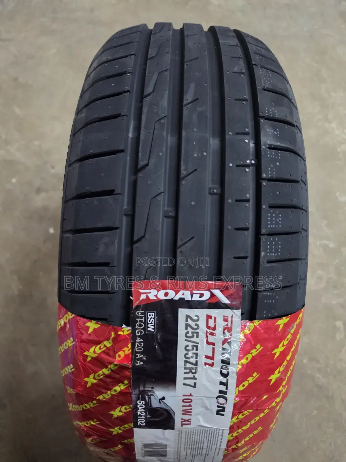 225 /55 R17 Roadx Tires