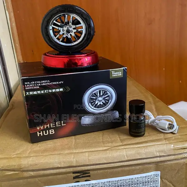 Car Air Purifier Dashboard Ornament, Car Rotating Perfume Aromatherapy