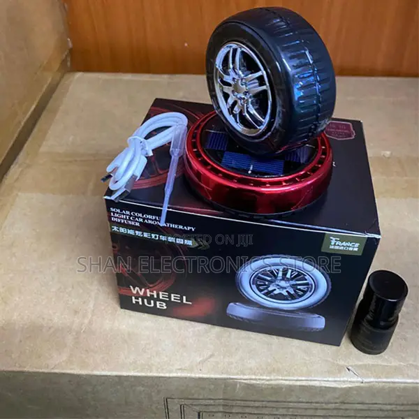Automotive Air Purifier Dashboard Ornament, Car Rotating Perfume