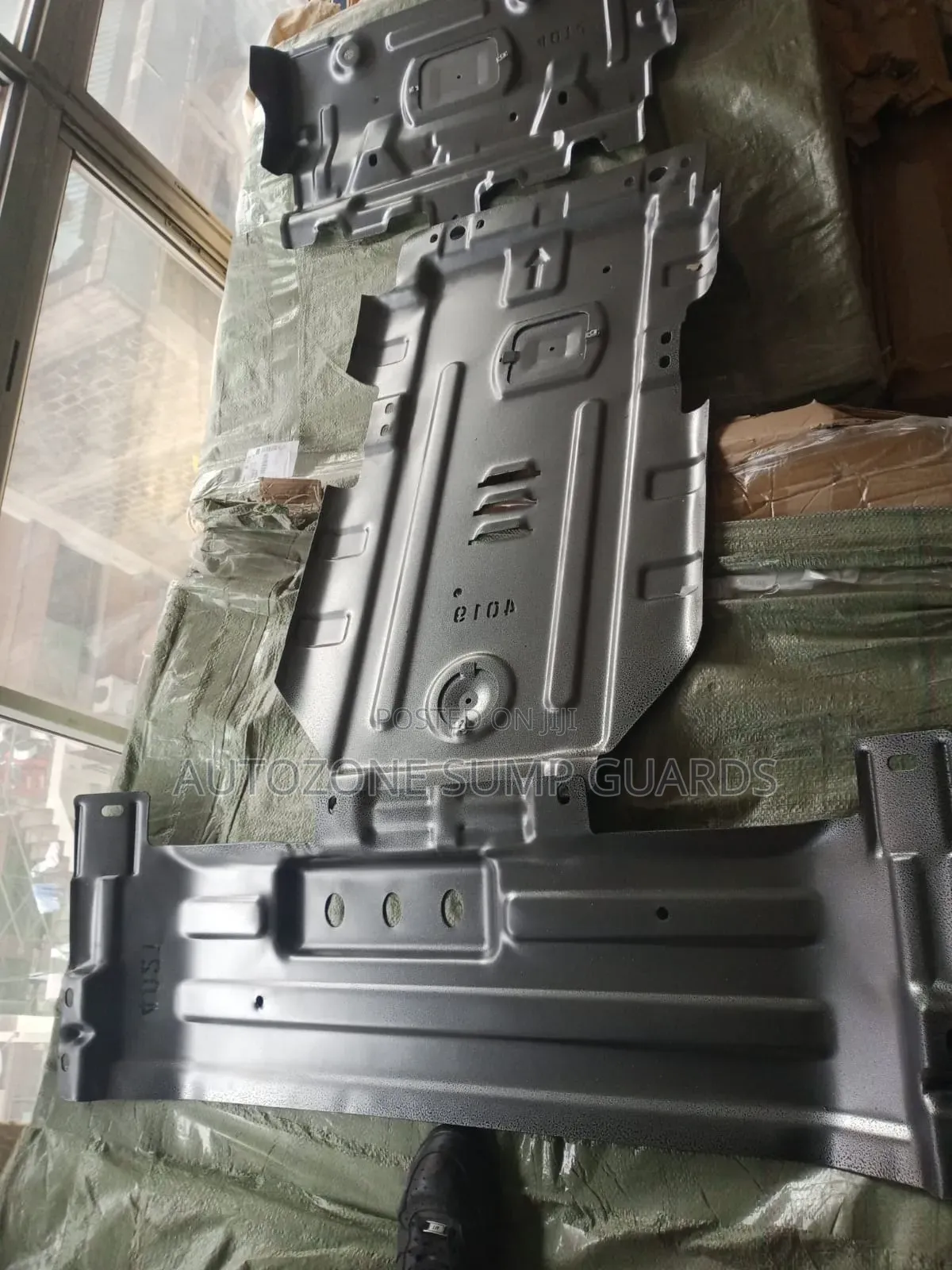 Toyota Land Cruiser LC200 Sump Guard (Gearbox + Engine).