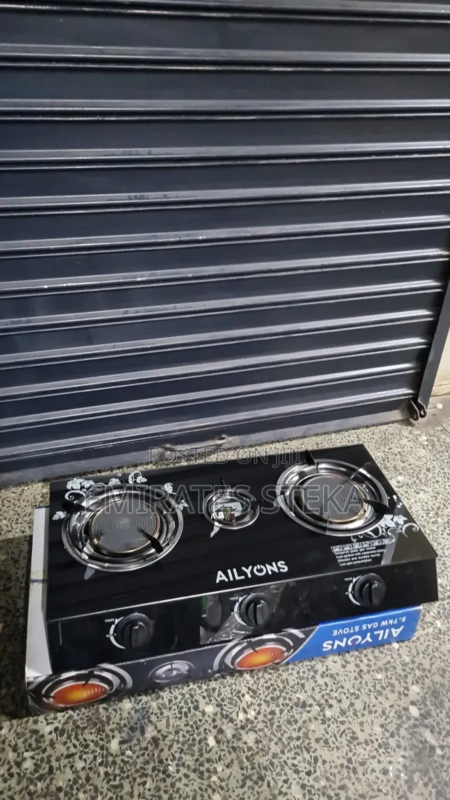 AILYONS NEW Efficient 3 Burner Glass Top Gas Cooker Infrared Double