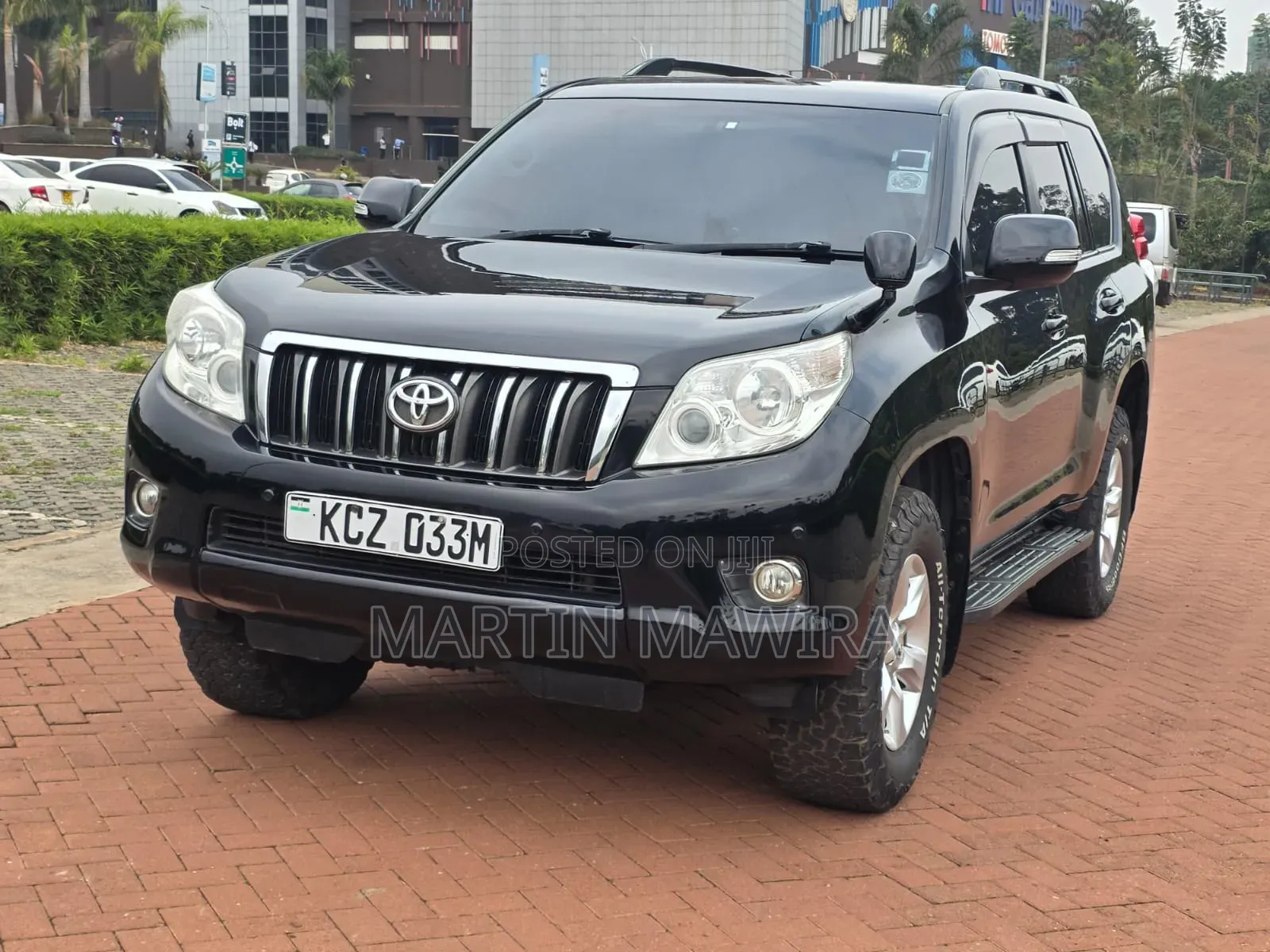 Toyota Land Cruiser Prado 2013