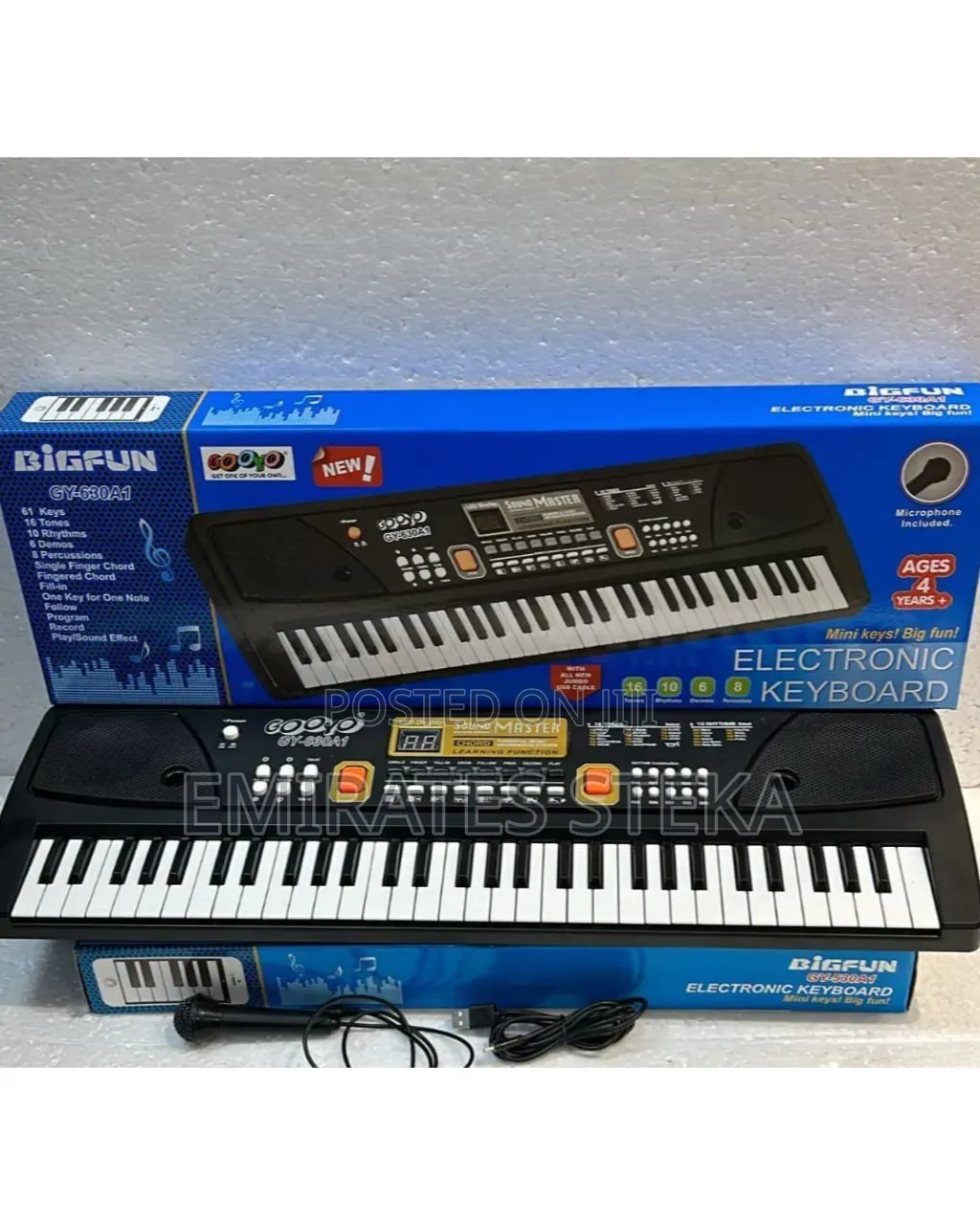 61 Keys Electric Keyboard Piano With a Microphone