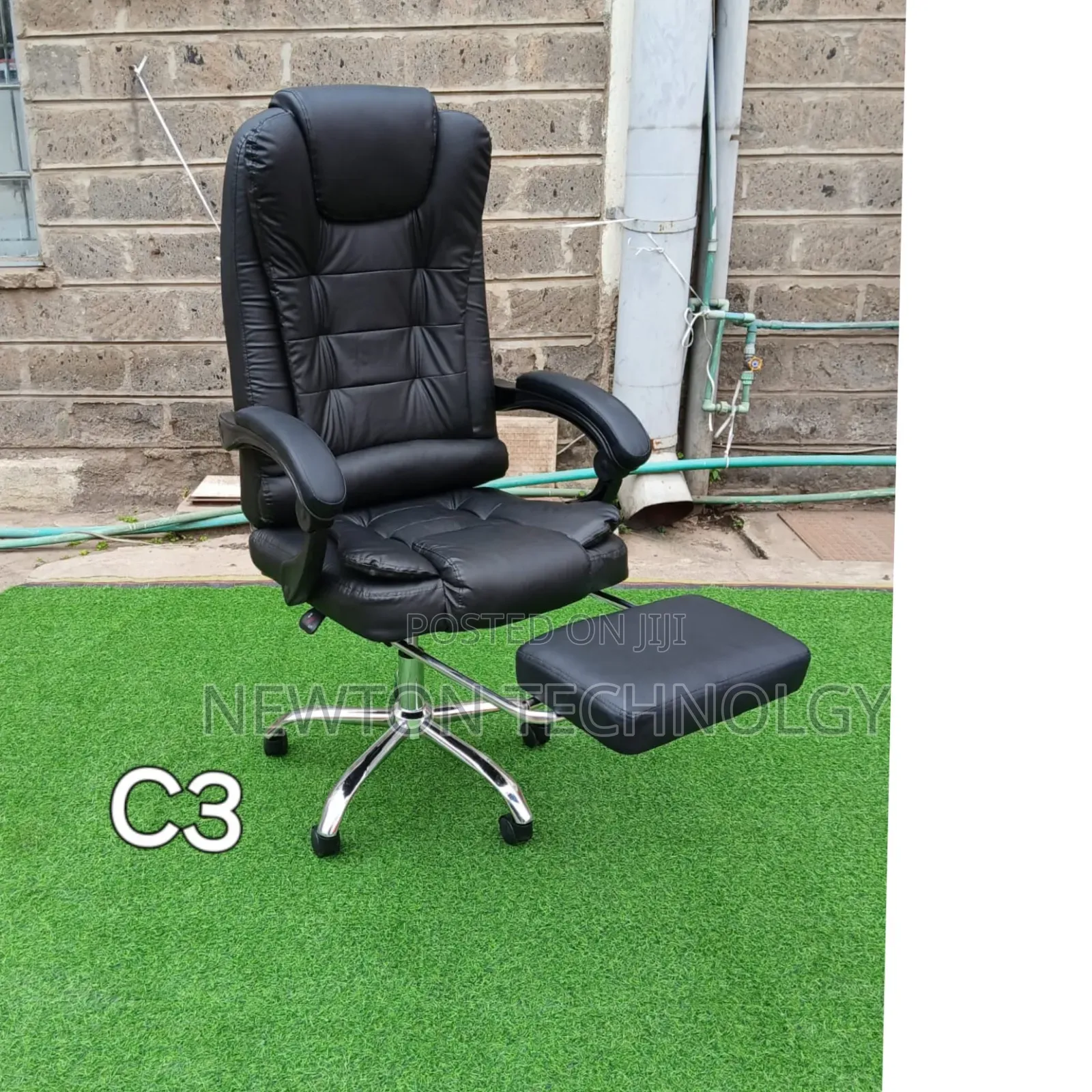 Managerial Boss Executive Office Chair With Foot Rest