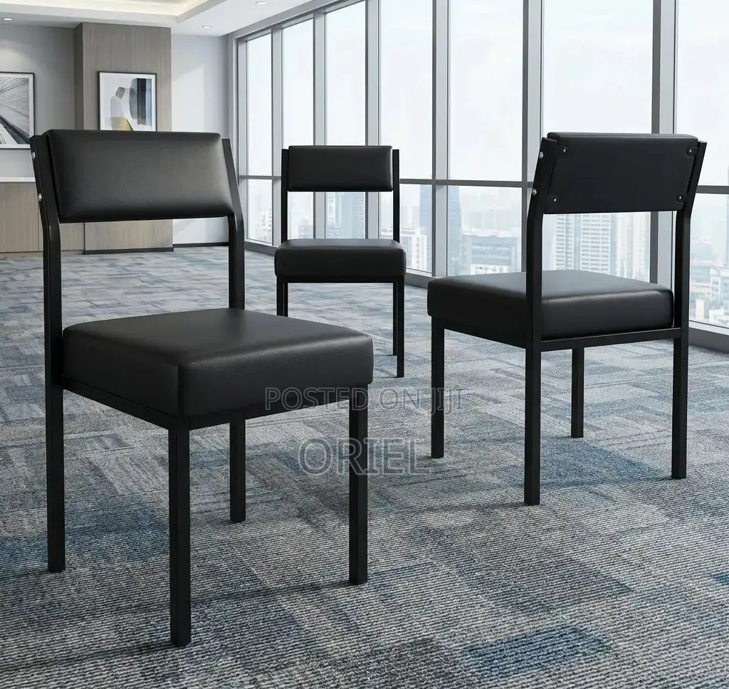 Office Chair : Cushioned Office Visitor Chair