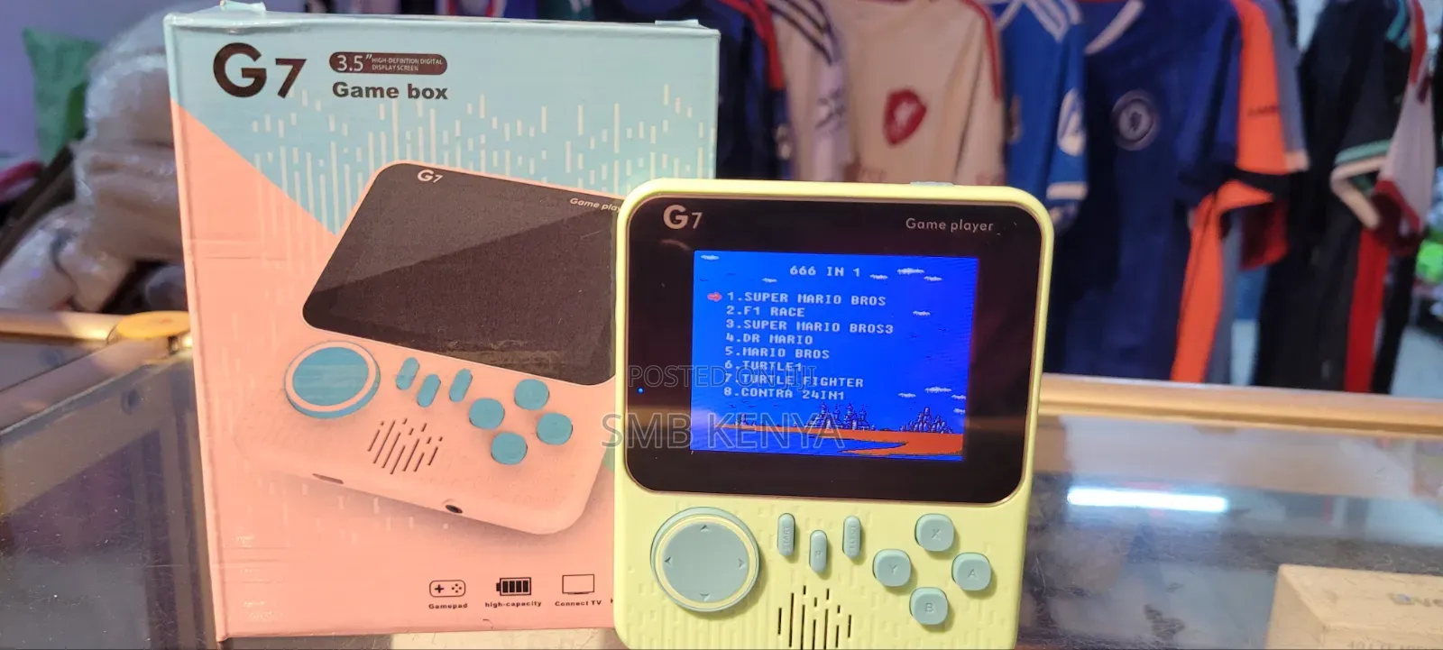 G7 Retro Handheld Game Console – 666 Built-in Classic Games