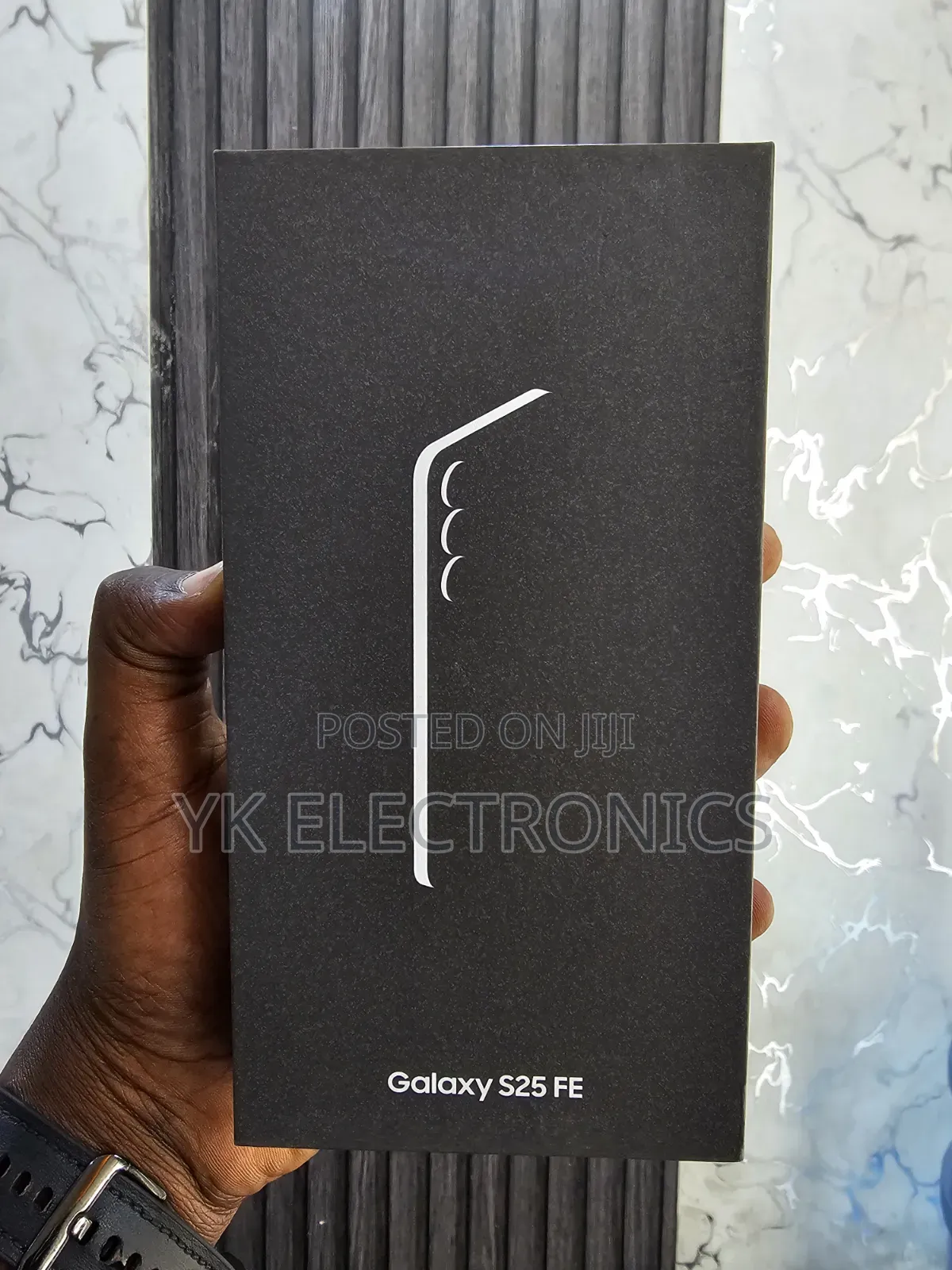 New Samsung Galaxy S25 FE 5G 256 GB Black