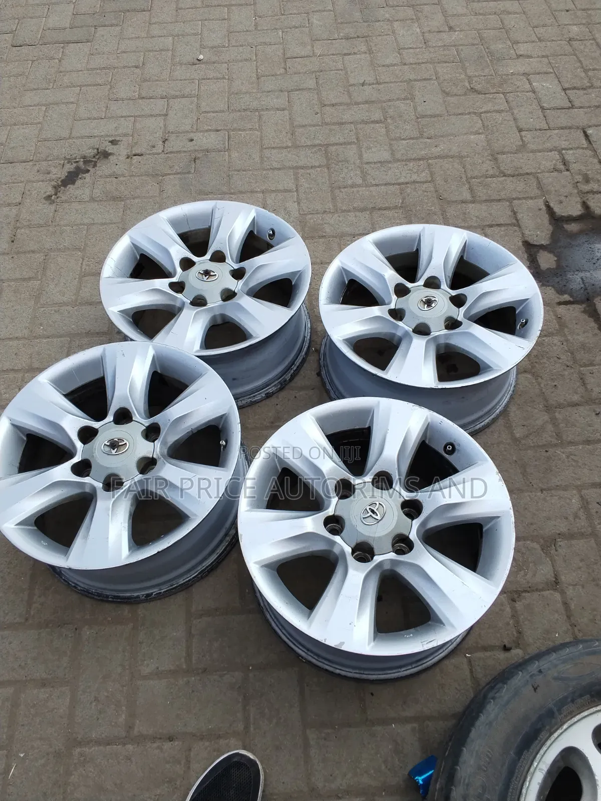 17/6/139 Original Toyota Rims