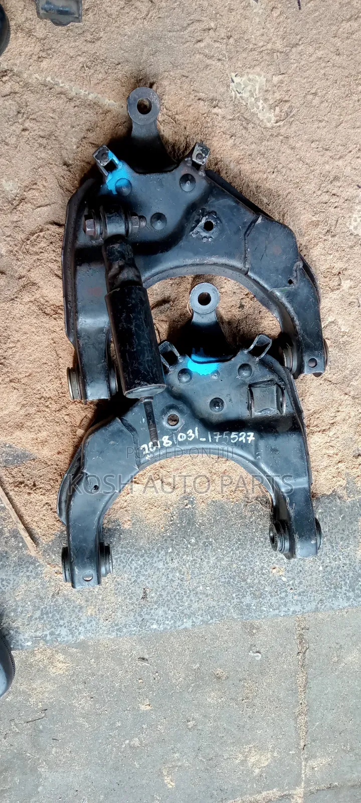 Lower Control Arms Toyota Surf/Hilux Surf