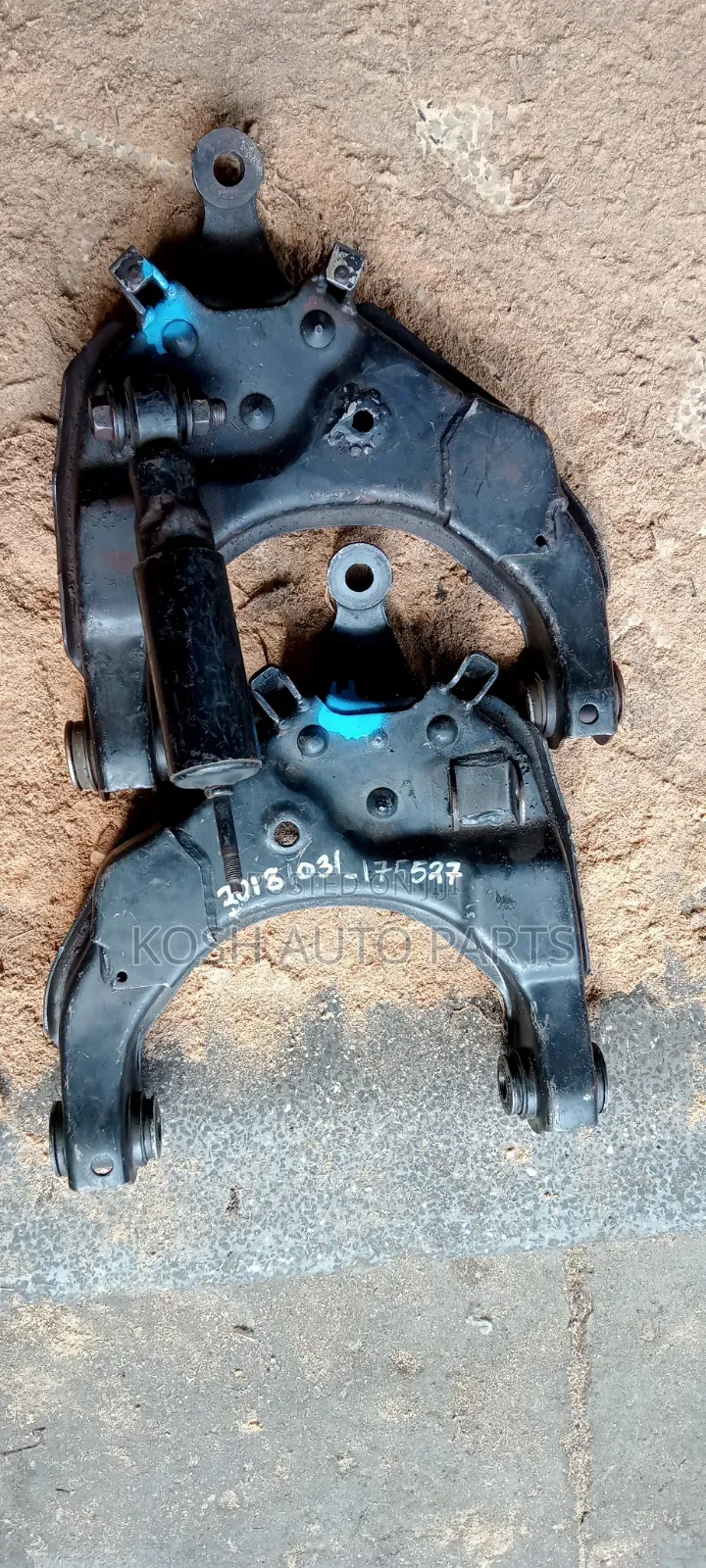 Lower Control Arms Toyota Surf/Hilux Surf