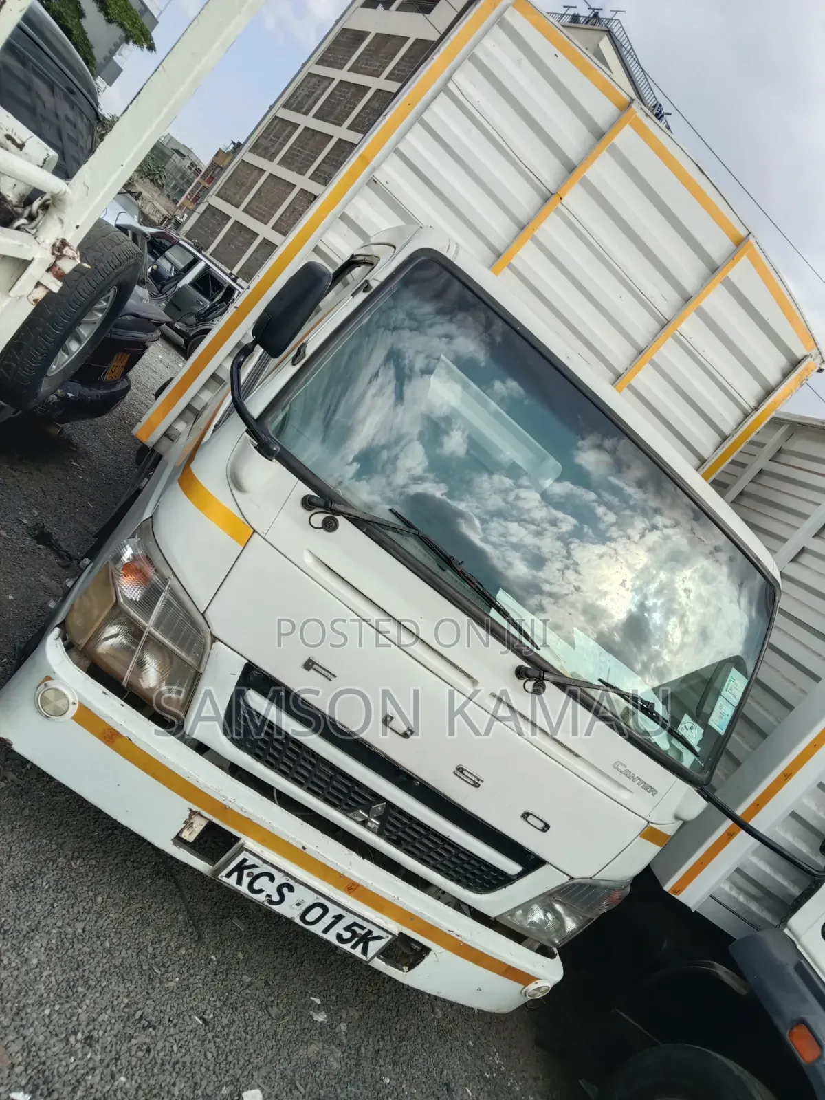 Mitsubishi Fuso Lorry