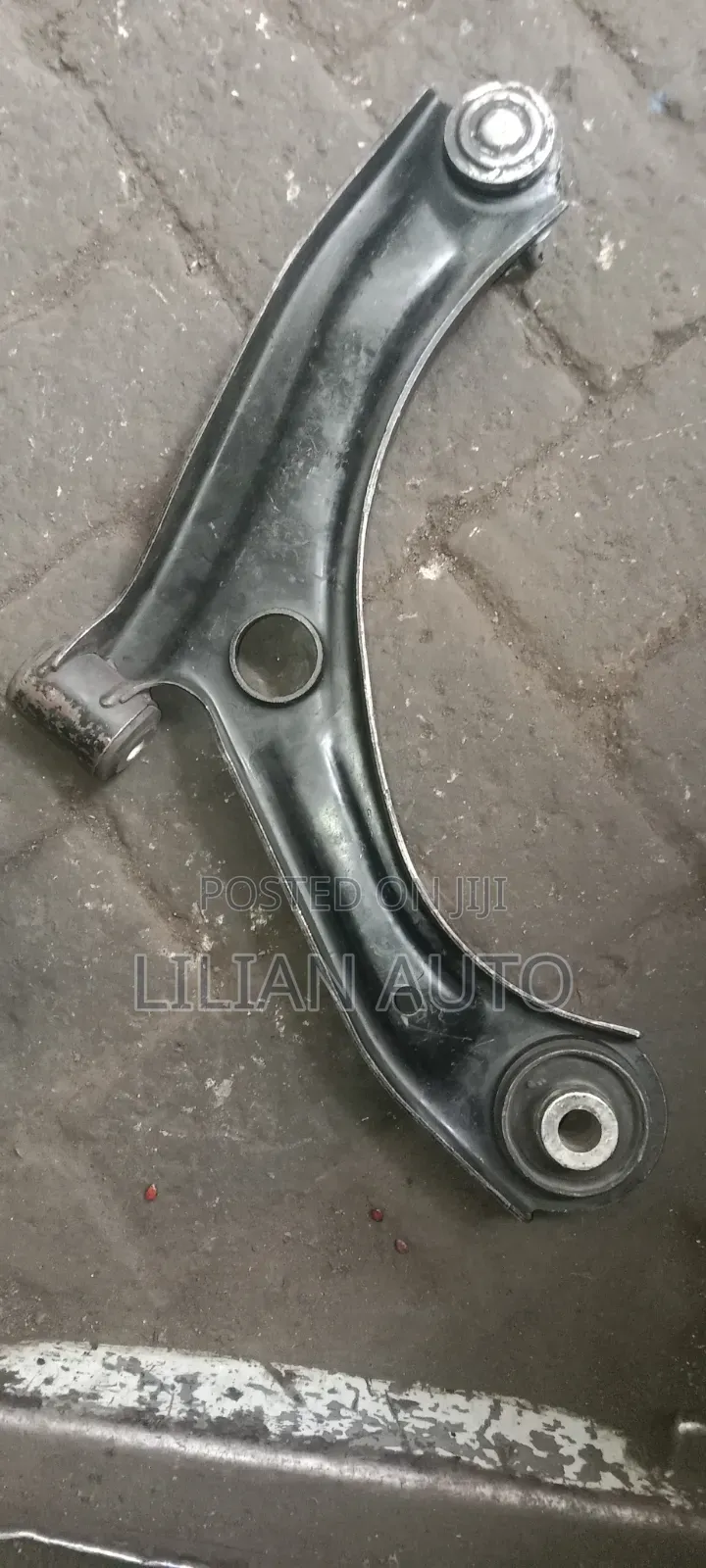 Suzuki Alto Arm