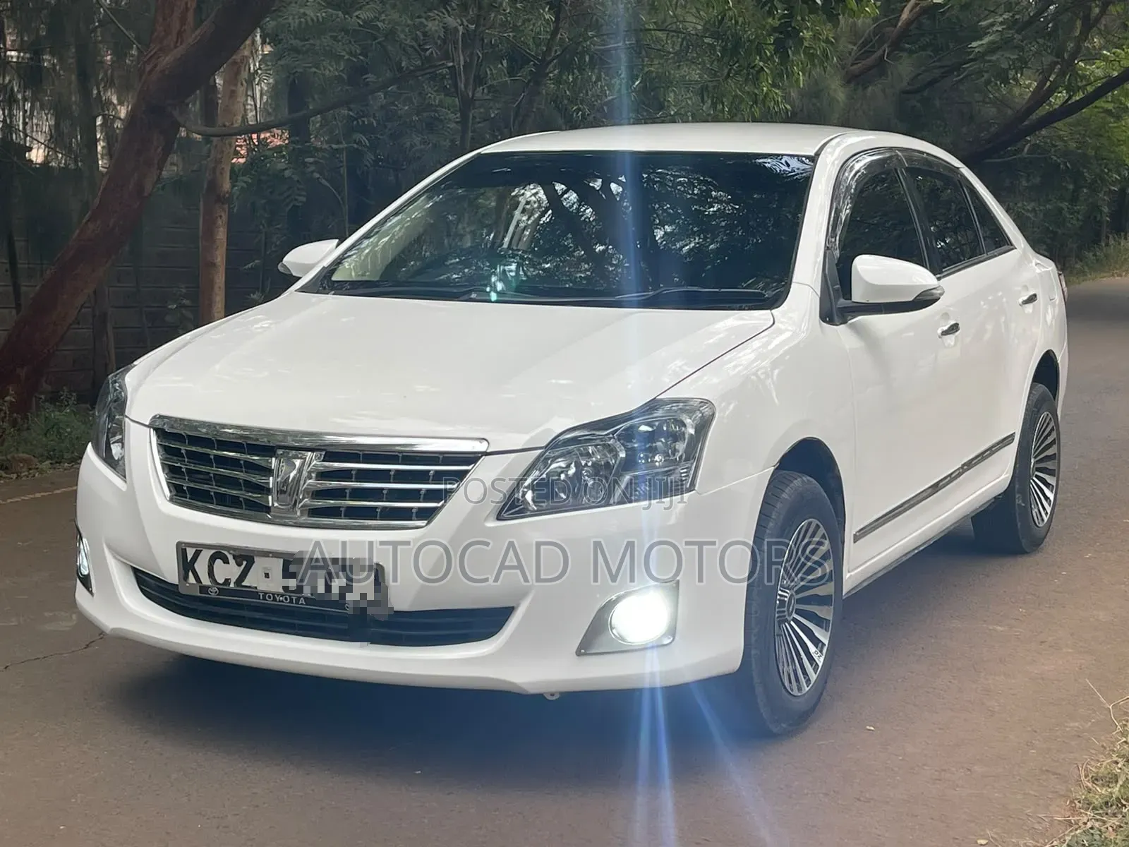Toyota Premio 2012 White
