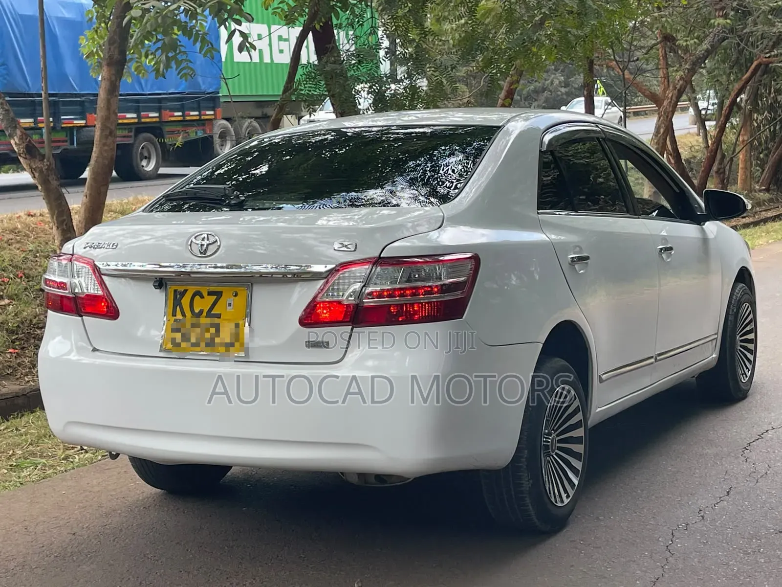 Toyota Premio 2012 White