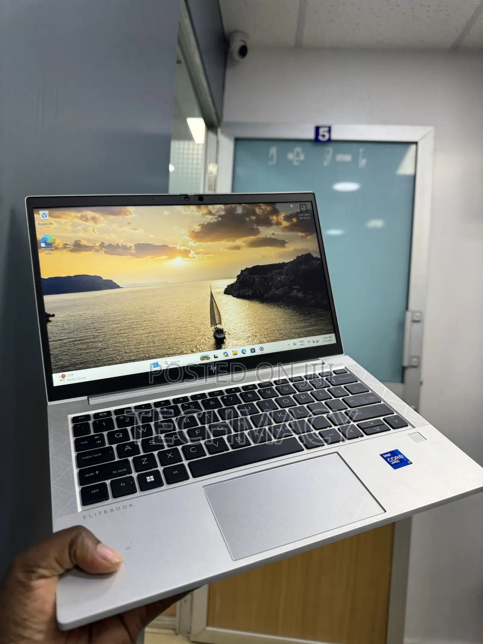 Laptop HP EliteBook 830 G8 16GB Intel Core i7 SSD 512GB