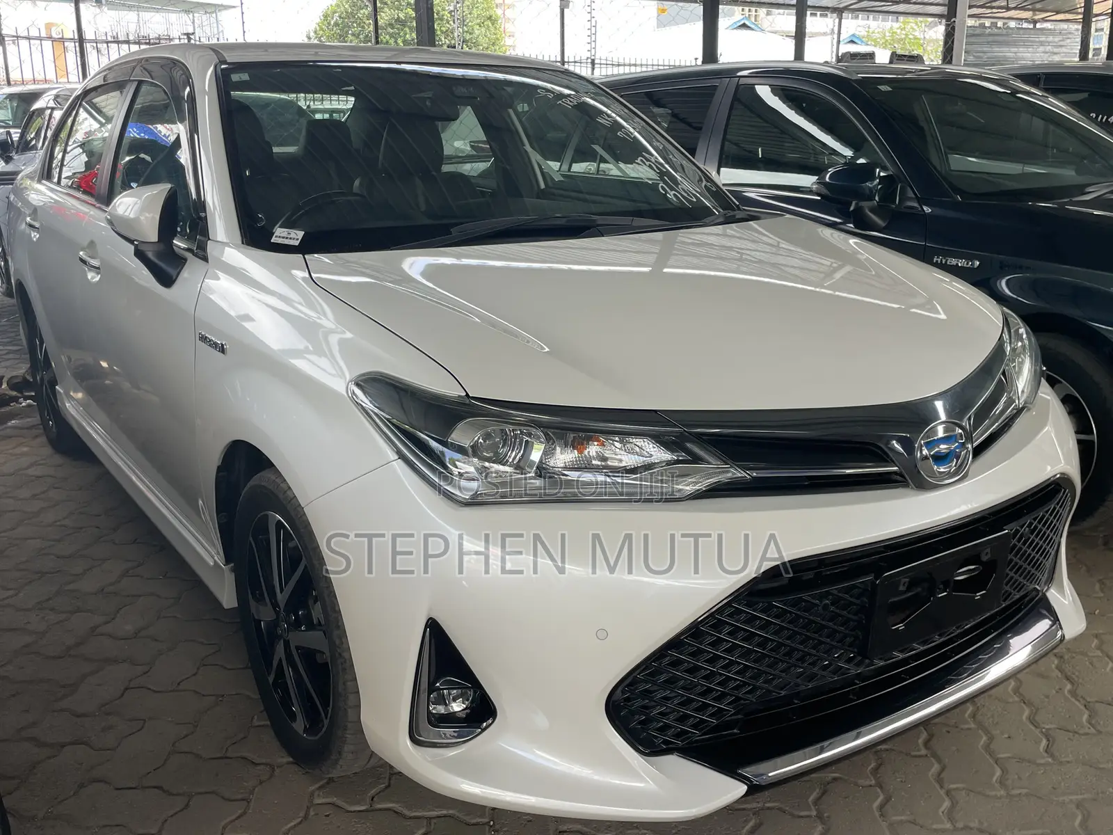 Toyota Axio 1.5 Hybrid 2WD 2019 White