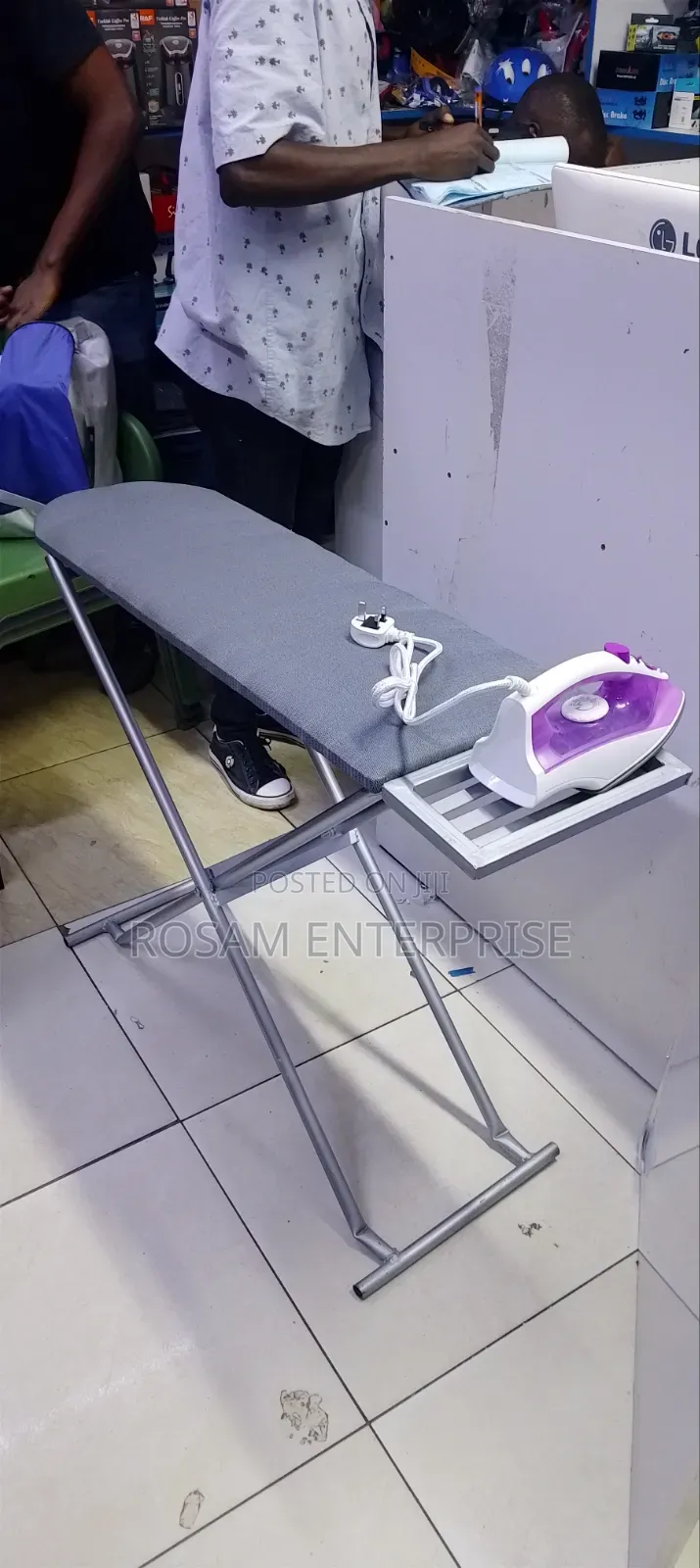 Foldable Metalic Ironing Board